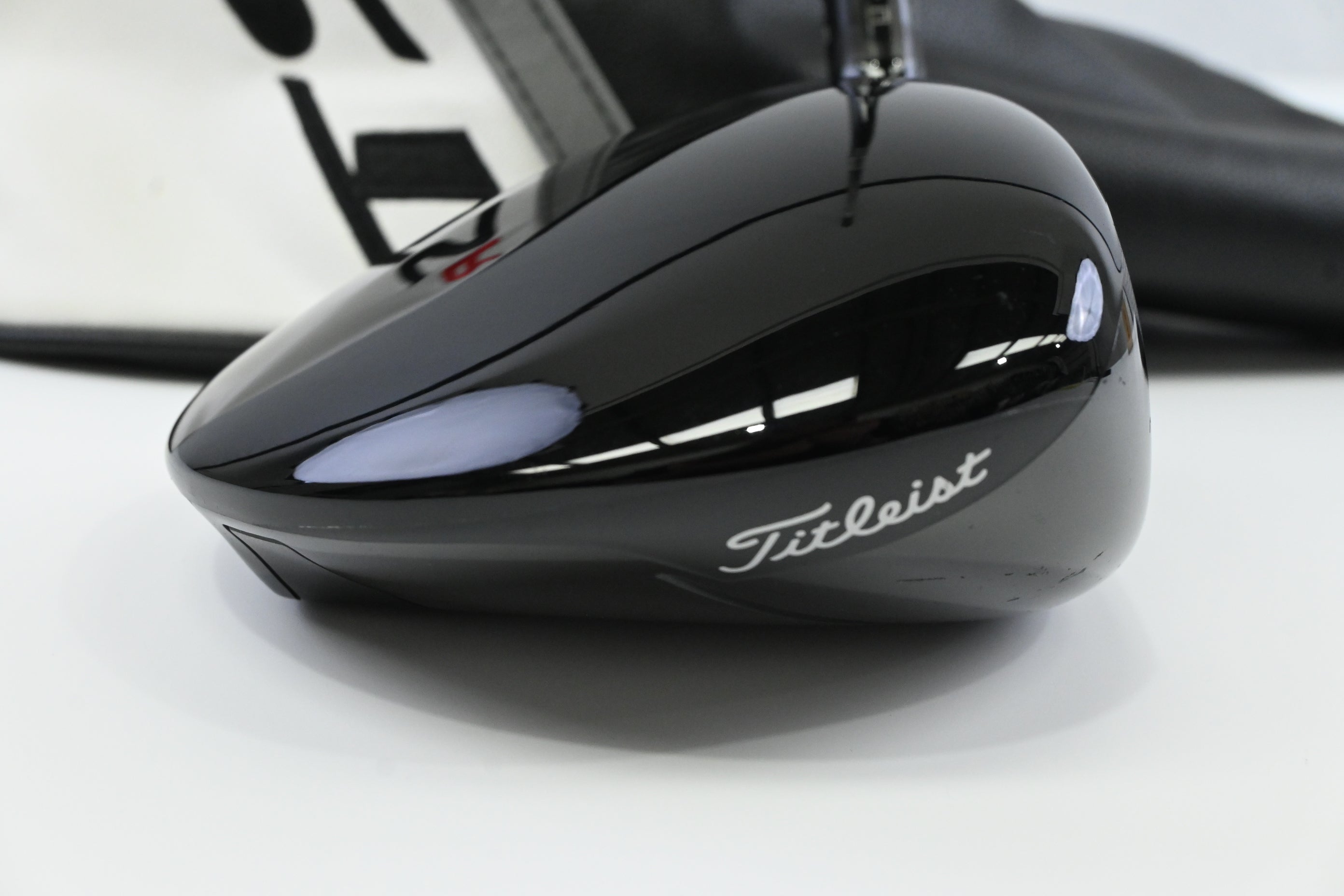 Titleist TSR2 Driver / 9 Degree / Stiff Flex Tensei AV Blue 55 Shaft