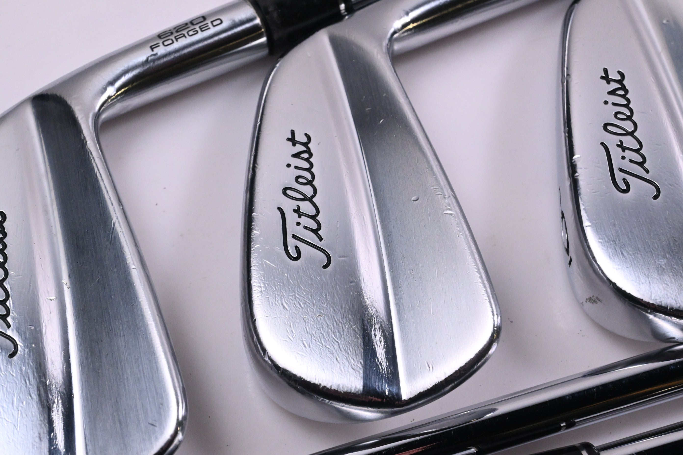 Titleist MB 620 Irons / 4-PW / X-Flex Dynamic Gold X100 Shafts