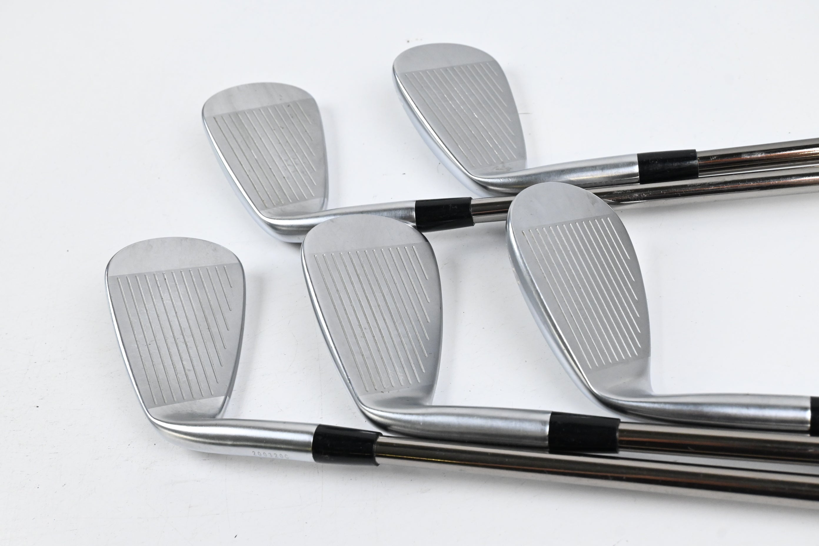Mizuno JPX 919 Hot Metal Irons / 7-PW+SW / Senior Flex UST Mamiya Recoil ESX 460