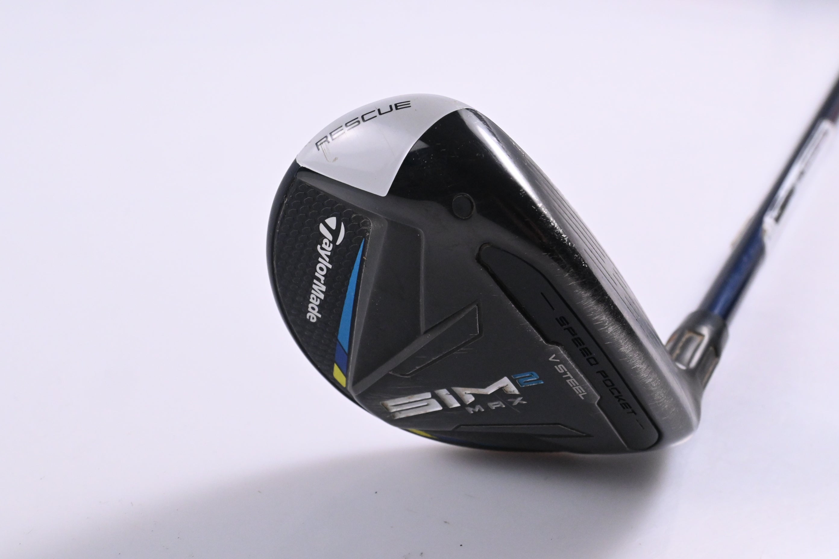 Taylormade SIM2 Max #4 Hybrid / 22 Degree / Regular Flex Ventus Blue 6 Shaft
