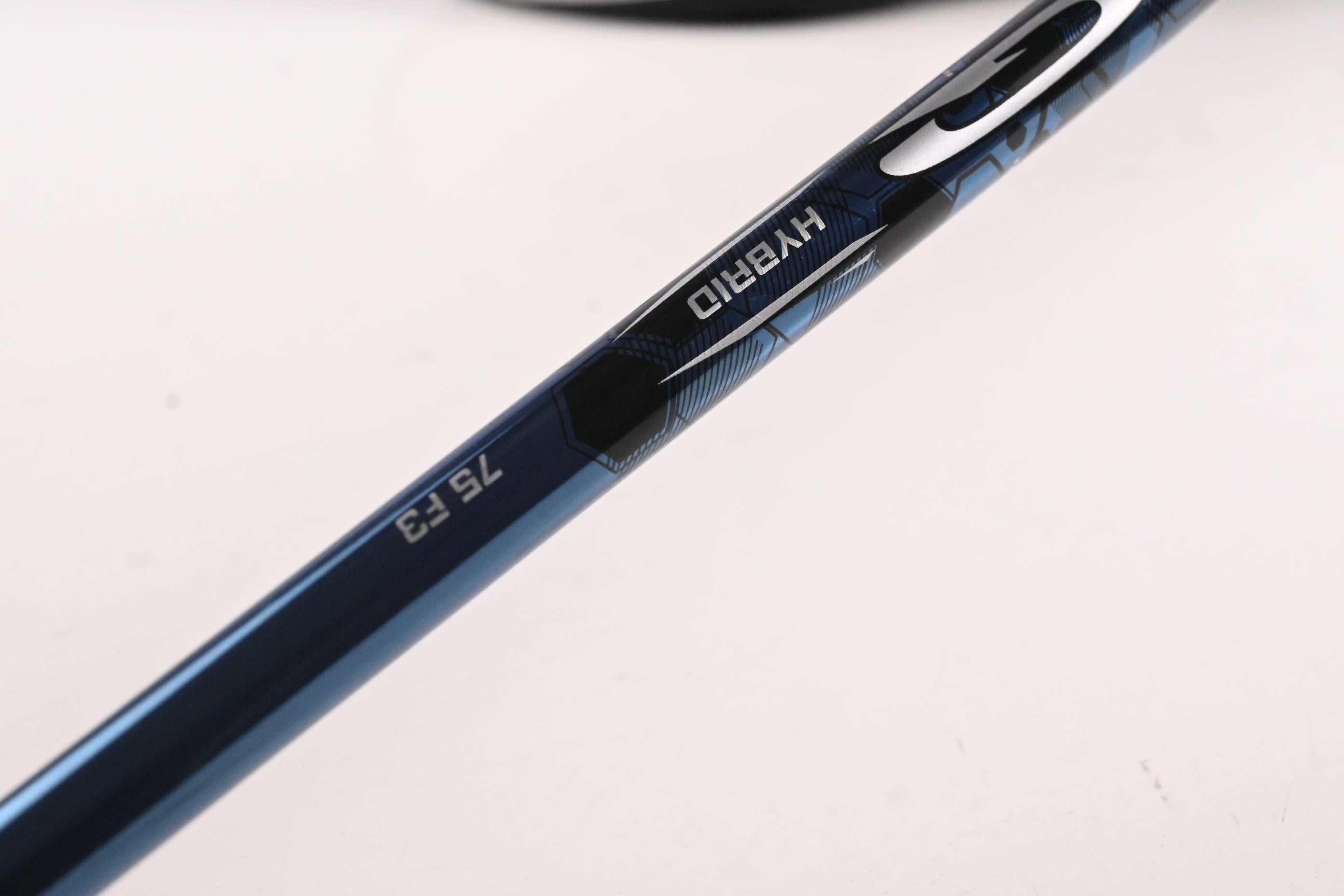 Titleist TSR2 #3 Hybrid / 18 Degree / Regular Flex UST LinQ Blue 75 Shaft