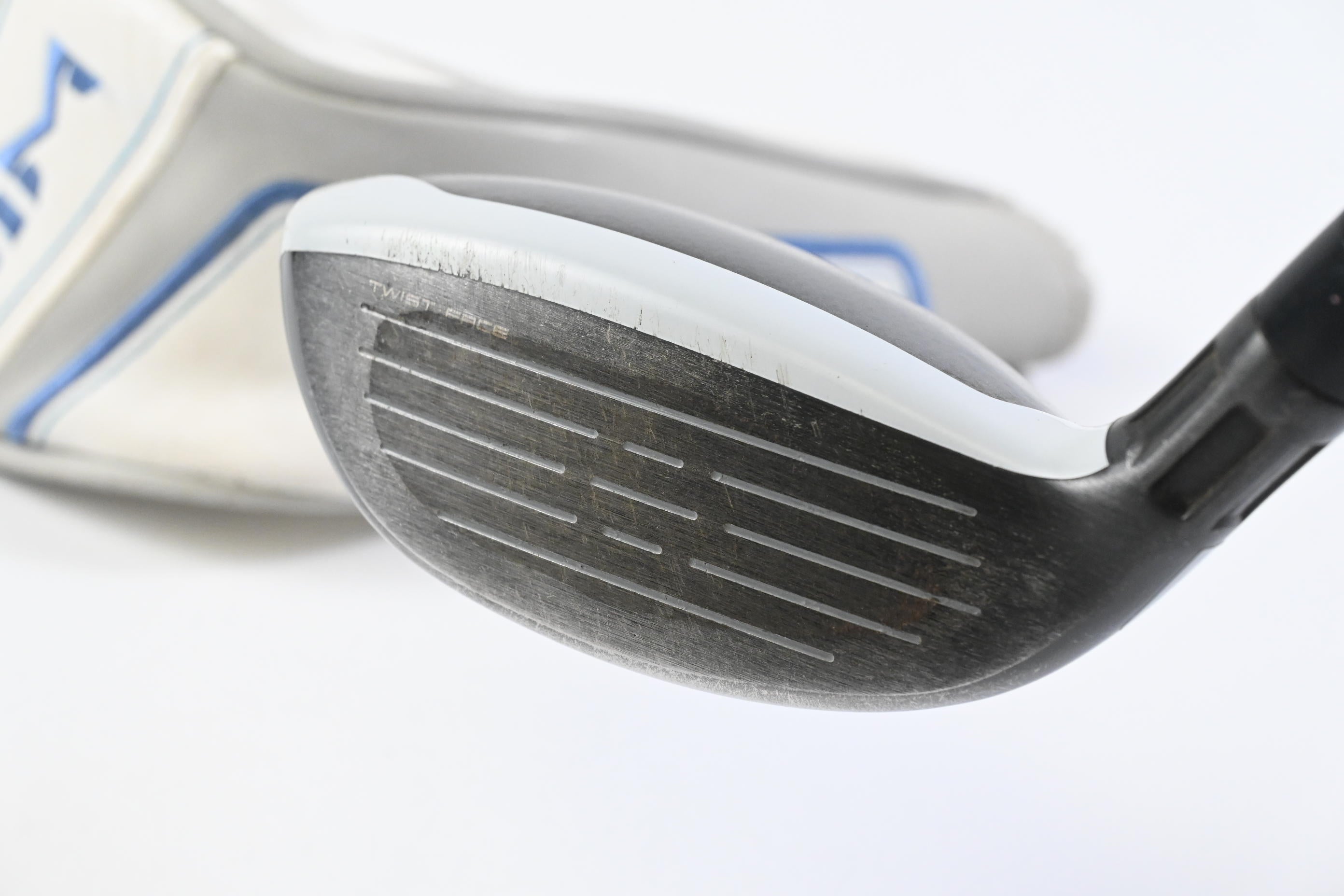 Ladies Taylormade SIM Max #4 Hybrid / 22 Degree / Ladies Flex Aldila NV 45 Shaft