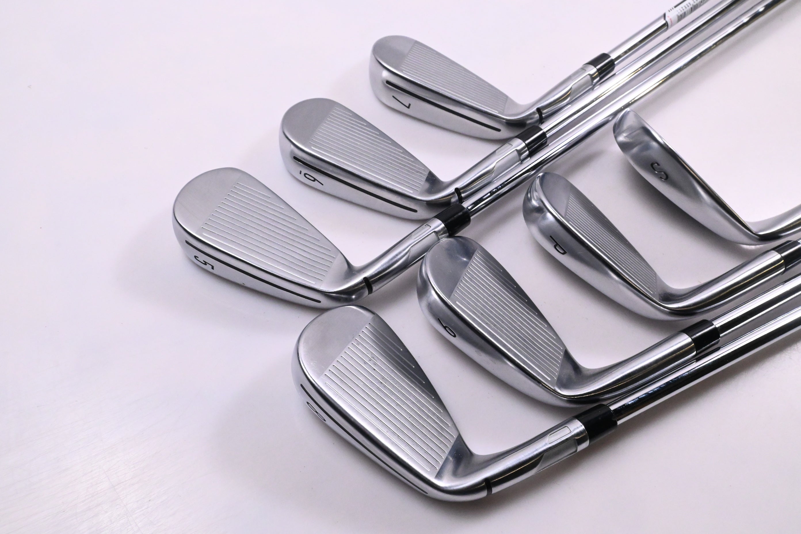 Taylormade Qi Irons / 5-PW+SW / Stiff Flex KBS MAX MT 85 Shaft