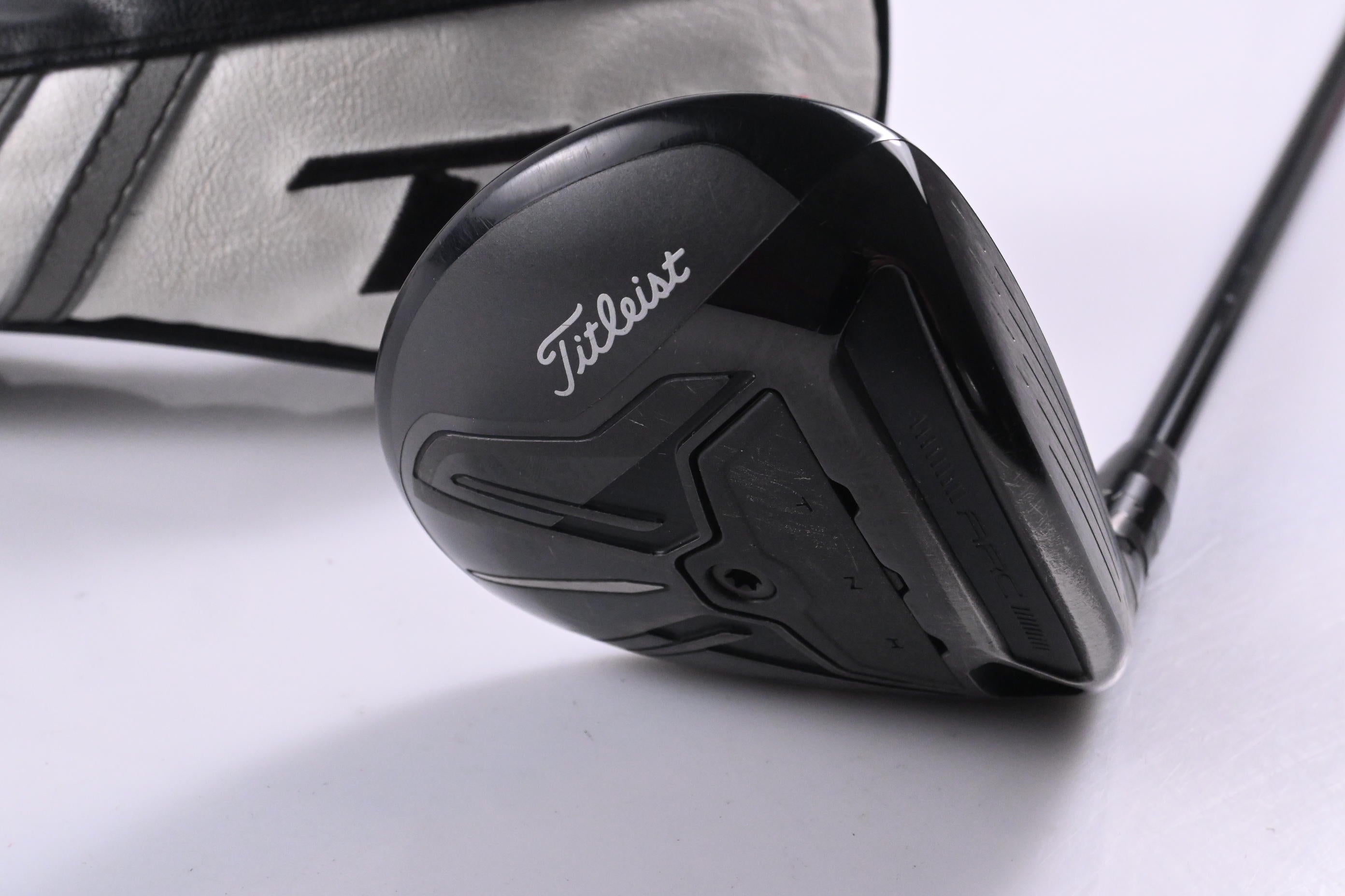 Titleist TSi3 #3 Wood / 15 Degree / Regular Flex HZRDUS Smoke RDX Black 70 Shaft