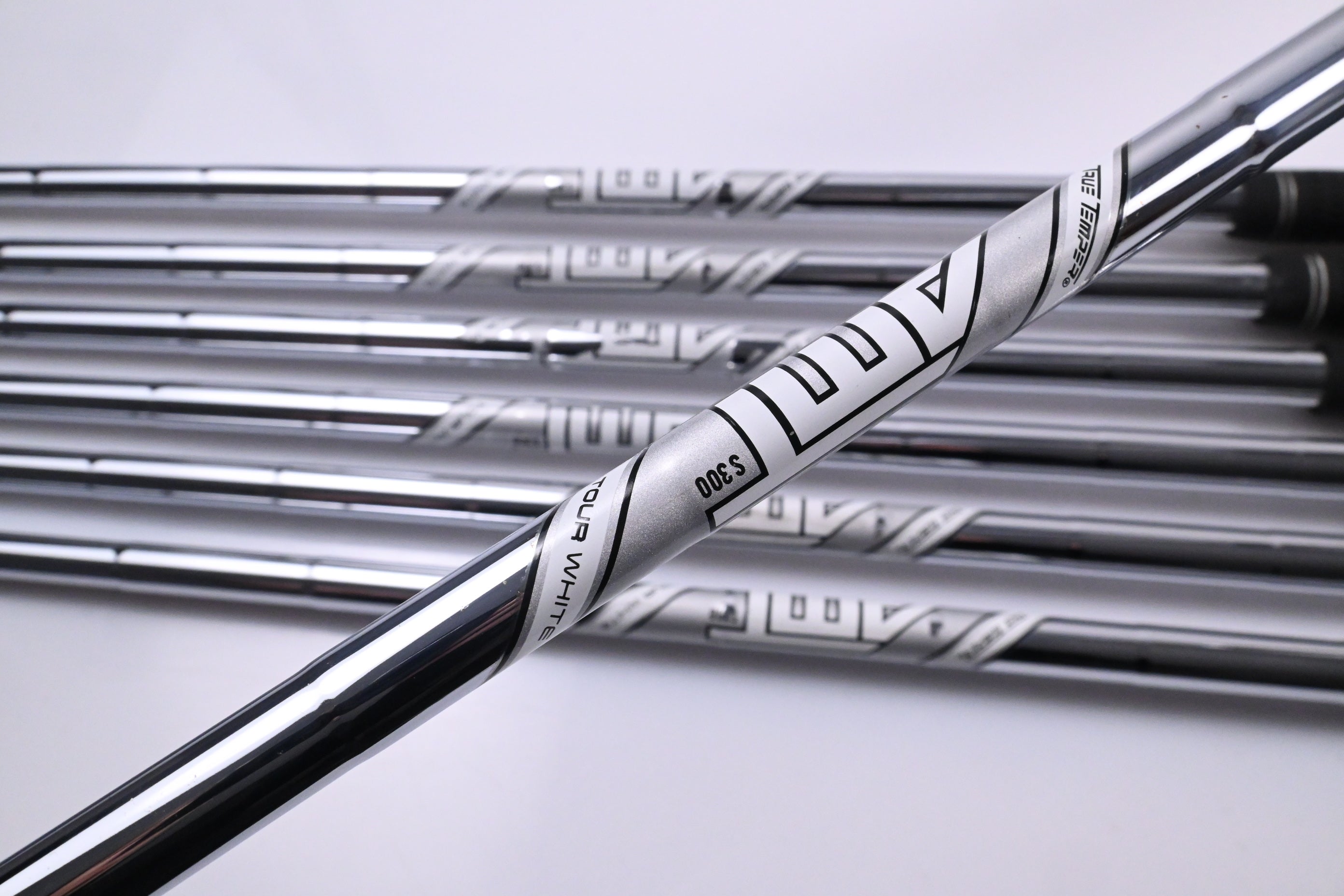 Titleist T100 2019 Irons / 4-PW / Stiff Flex AMT Tour White S300 Shafts