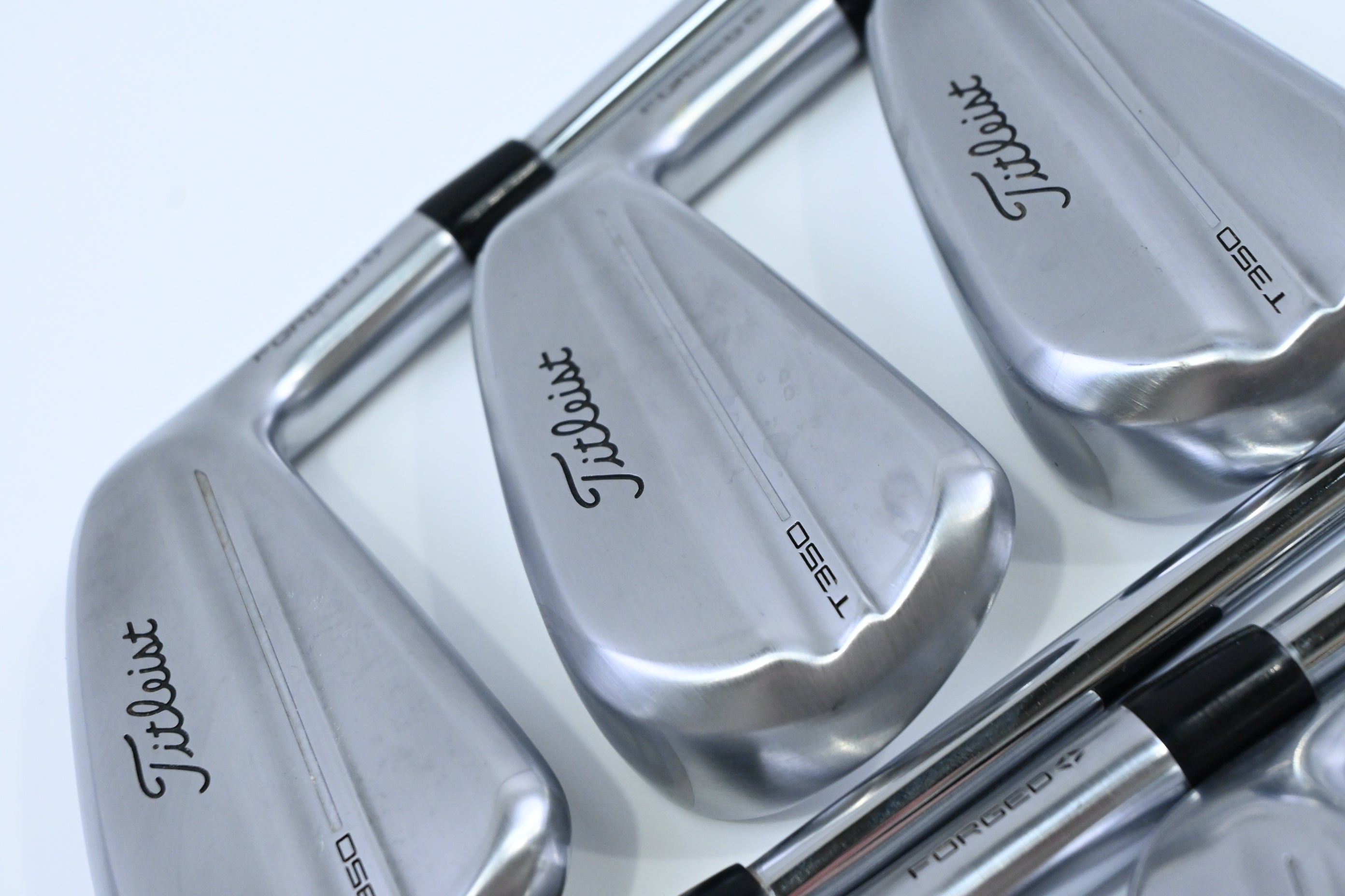 Titleist T350 2025 Irons / 5-PW+48° / Regular Flex AMT Red Shafts