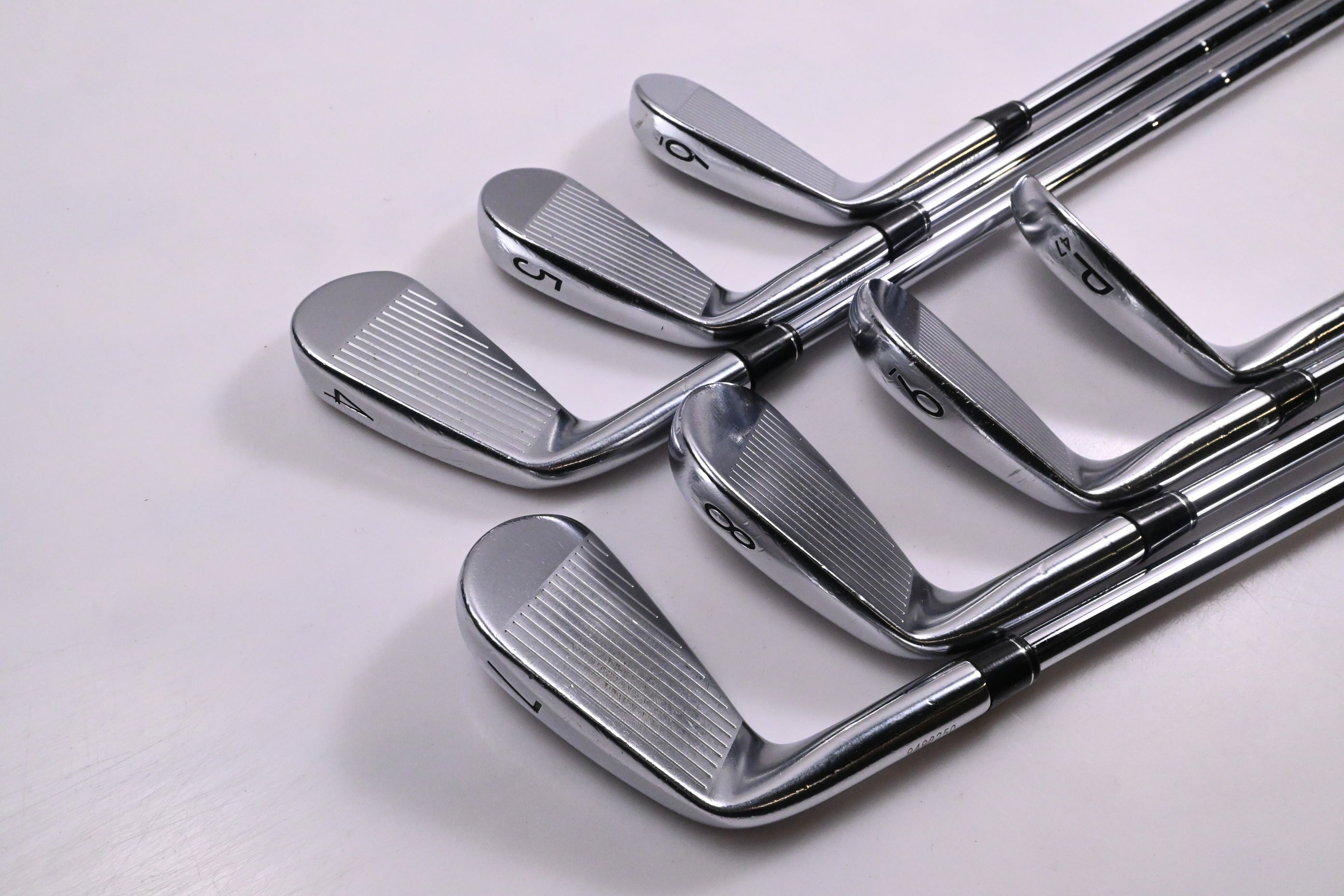 Titleist MB 620 Irons / 4-PW / X-Flex Dynamic Gold X100 Shafts