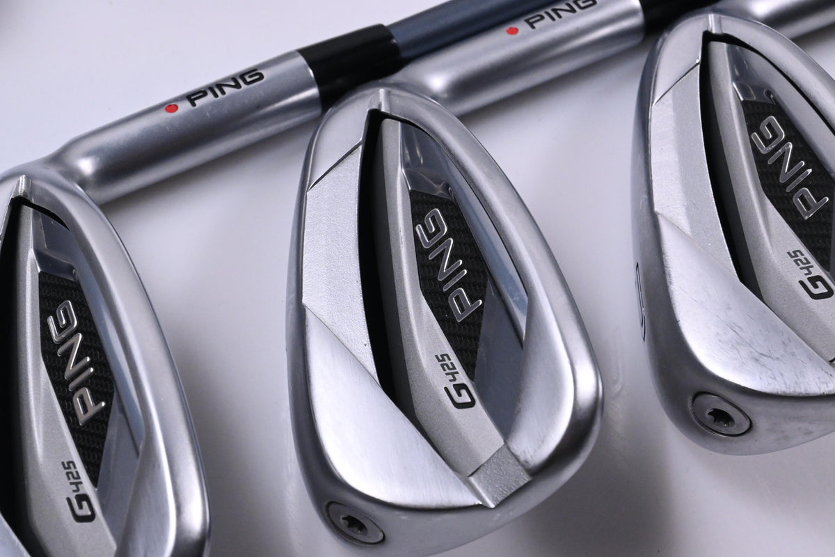 Ping G425 Irons / 7-PW+UW / Red Dot / Regular Flex Ping Alta CB Slate AWT Shafts