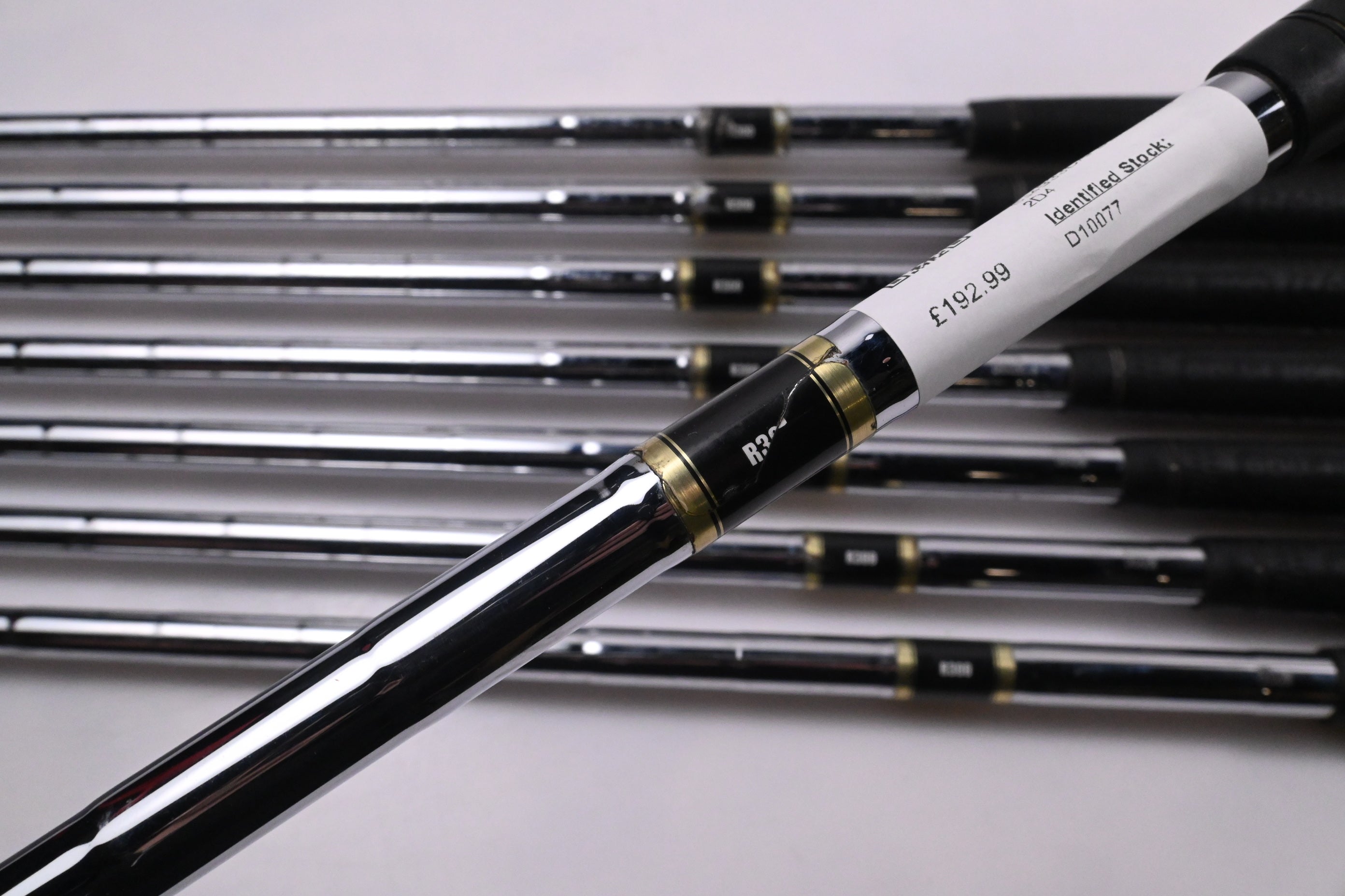 Mizuno MX-200 Irons / 5-PW+50°+55° / Regular Flex Dynalite Gold XP R300 Shafts