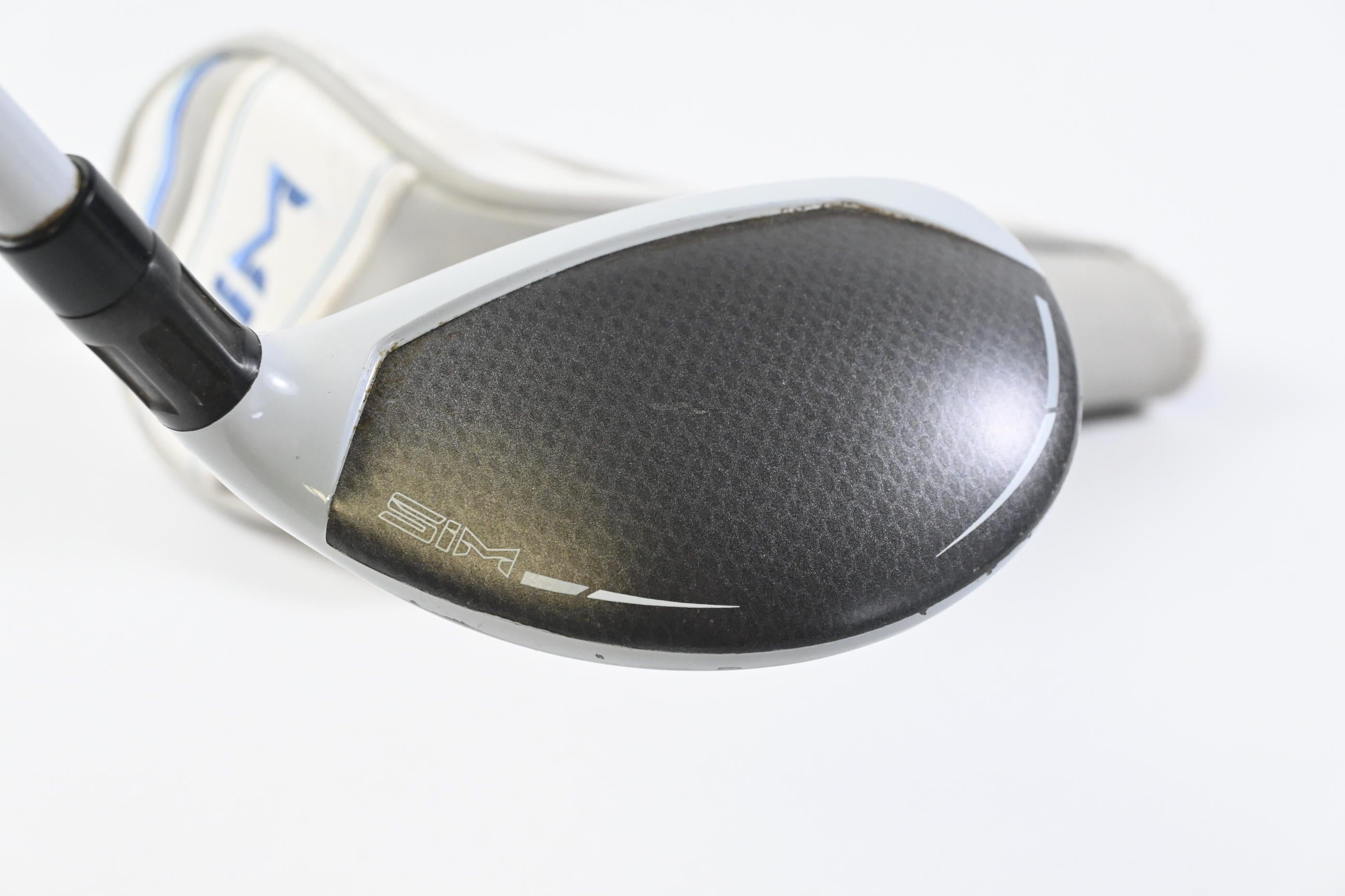 Ladies Taylormade SIM Max #4 Hybrid / 22 Degree / Ladies Flex Aldila NV 45 Shaft