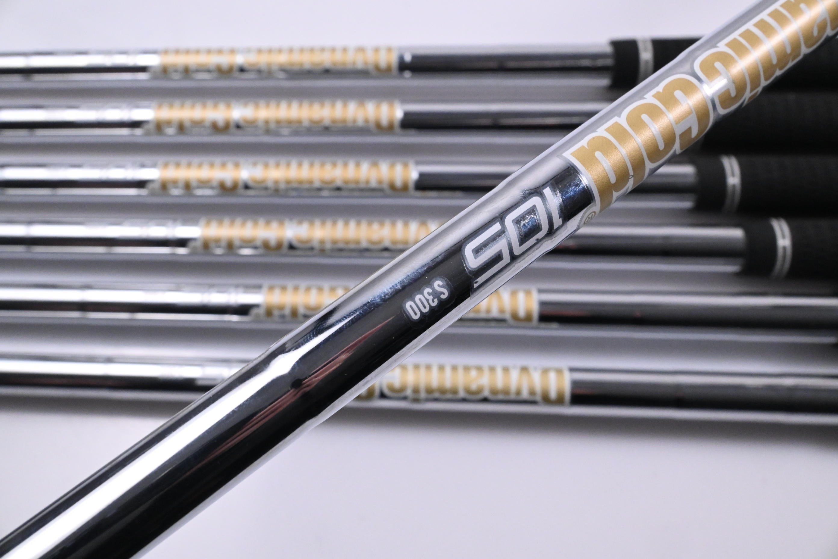 Mizuno JPX 923 Forged Irons / 4-PW / Stiff Flex Dynamic Gold 105 S300 Shafts