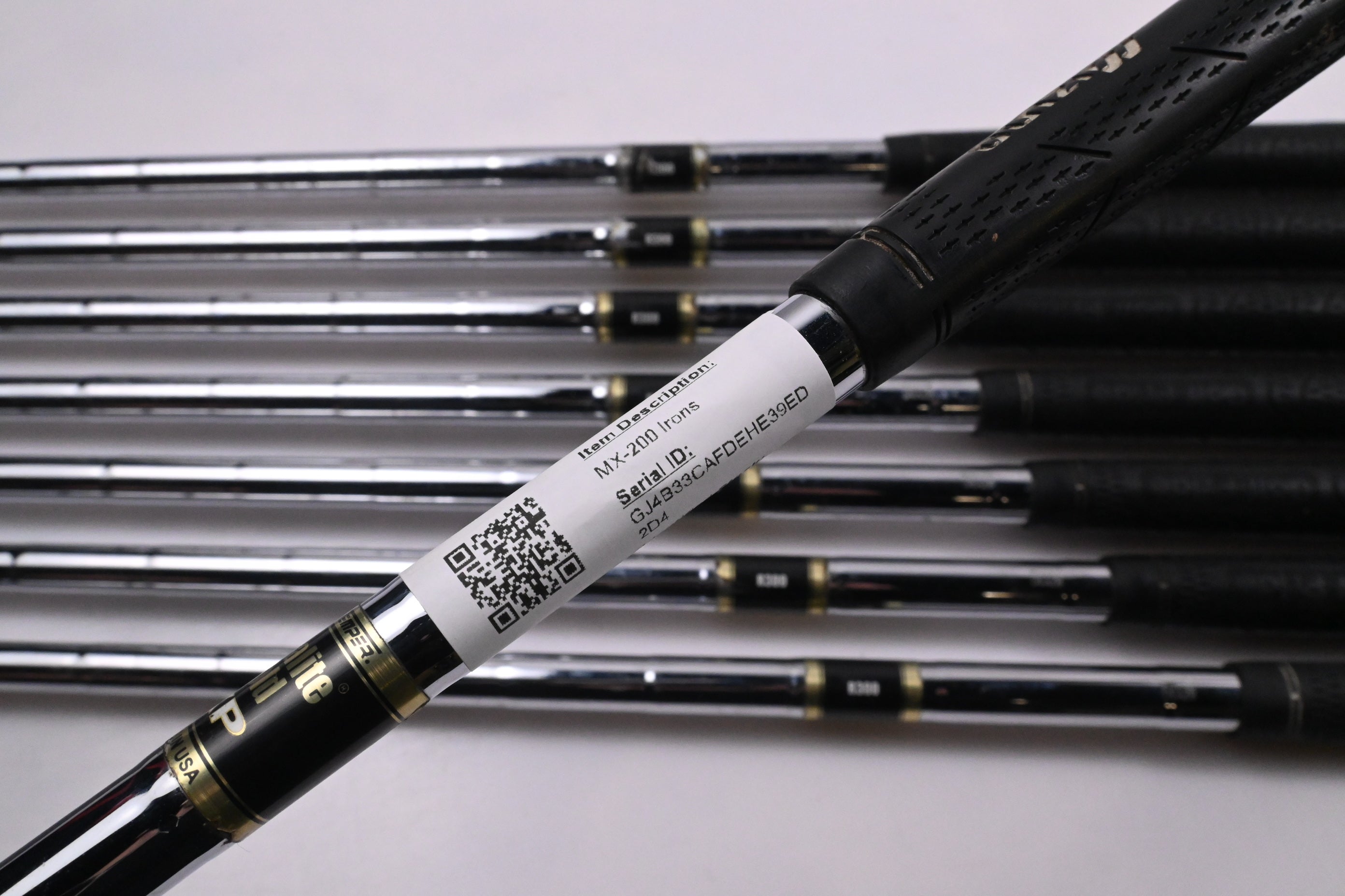Mizuno MX-200 Irons / 5-PW+50°+55° / Regular Flex Dynalite Gold XP R300 Shafts