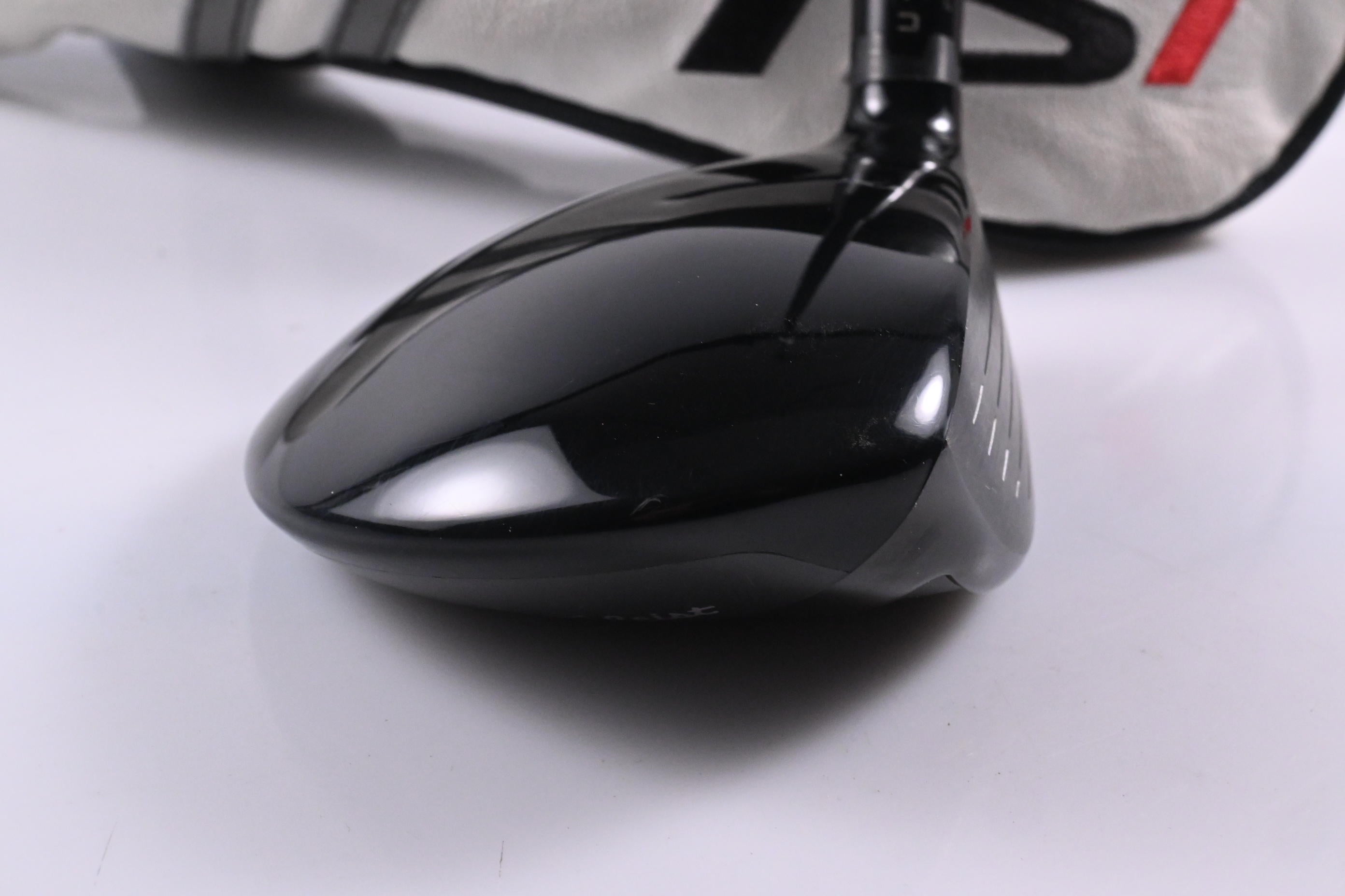 Titleist TSi3 #3 Wood / 15 Degree / Regular Flex HZRDUS Smoke RDX Black 70 Shaft