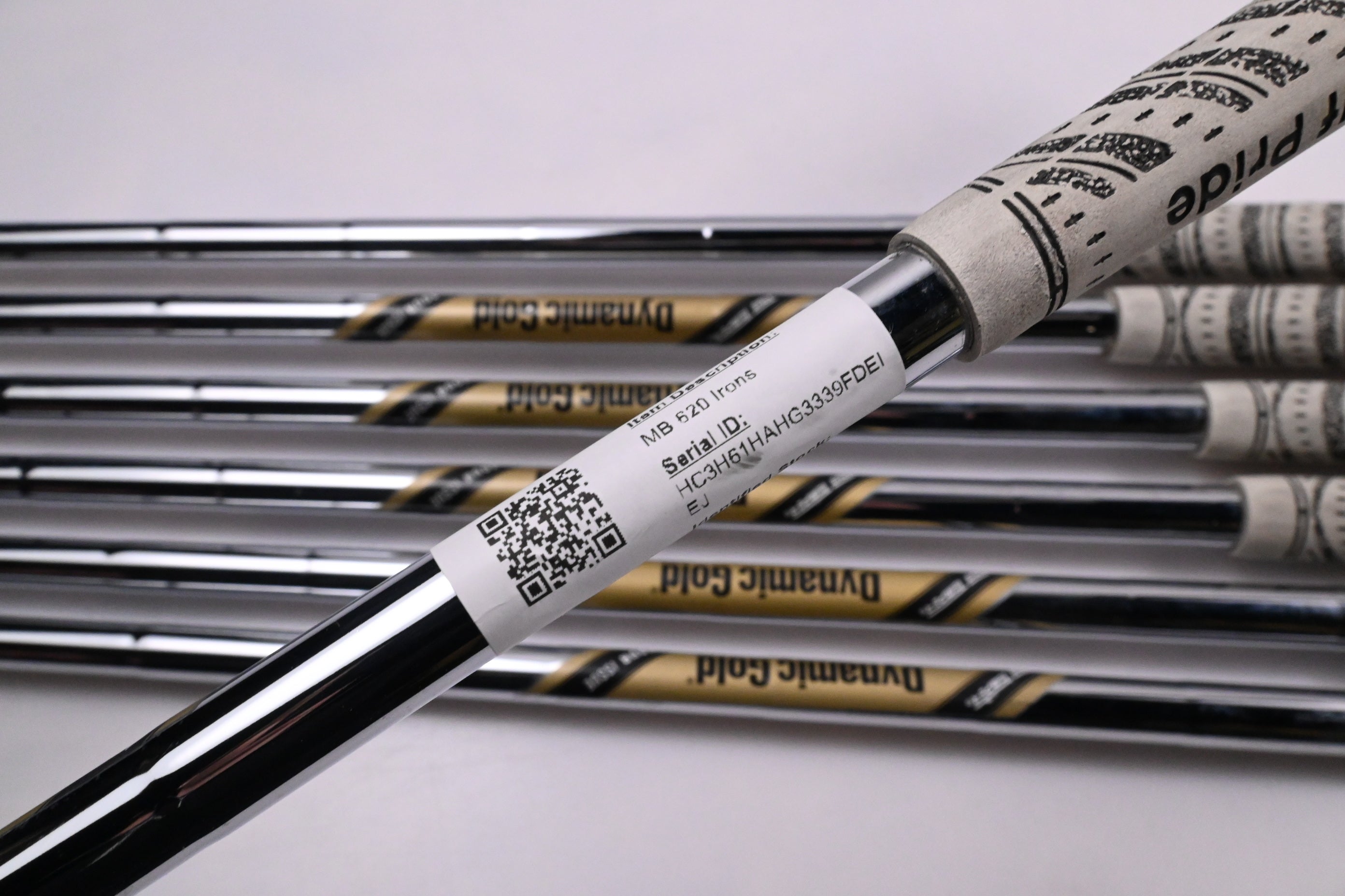 Titleist MB 620 Irons / 4-PW / X-Flex Dynamic Gold X100 Shafts