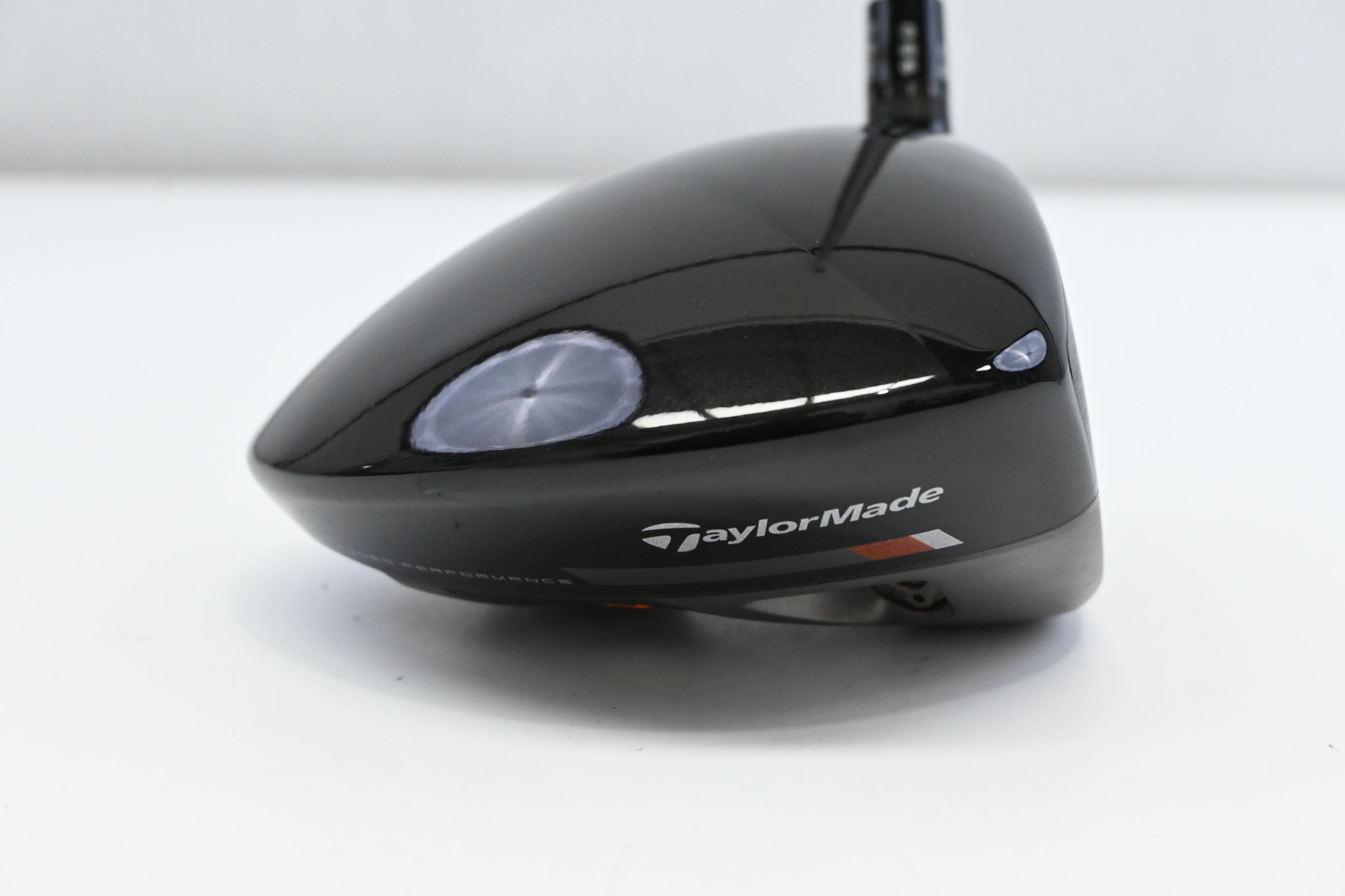 Taylormade R1 Driver / 8-12 Degree / Regular Flex Aldila RIP Phenom 55 Shaft