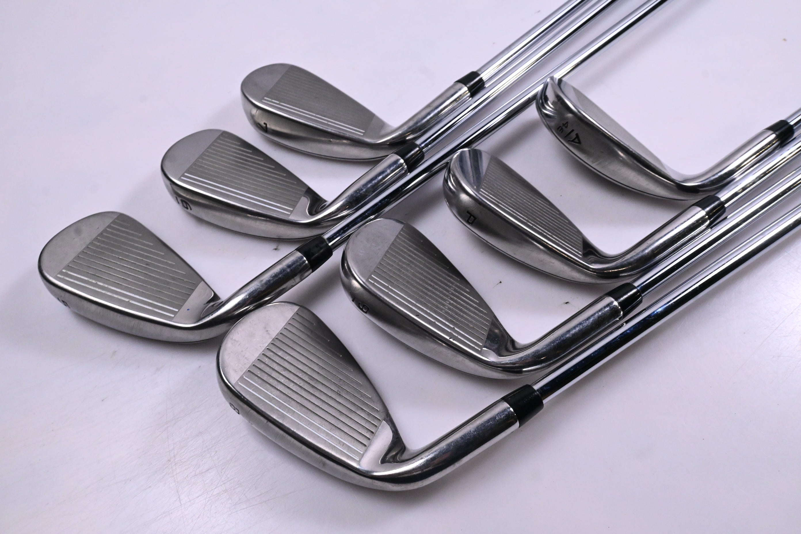 Callaway Rogue ST Max Irons / 5-PW+GW / Regular Flex Elevate MPH 95 Shafts