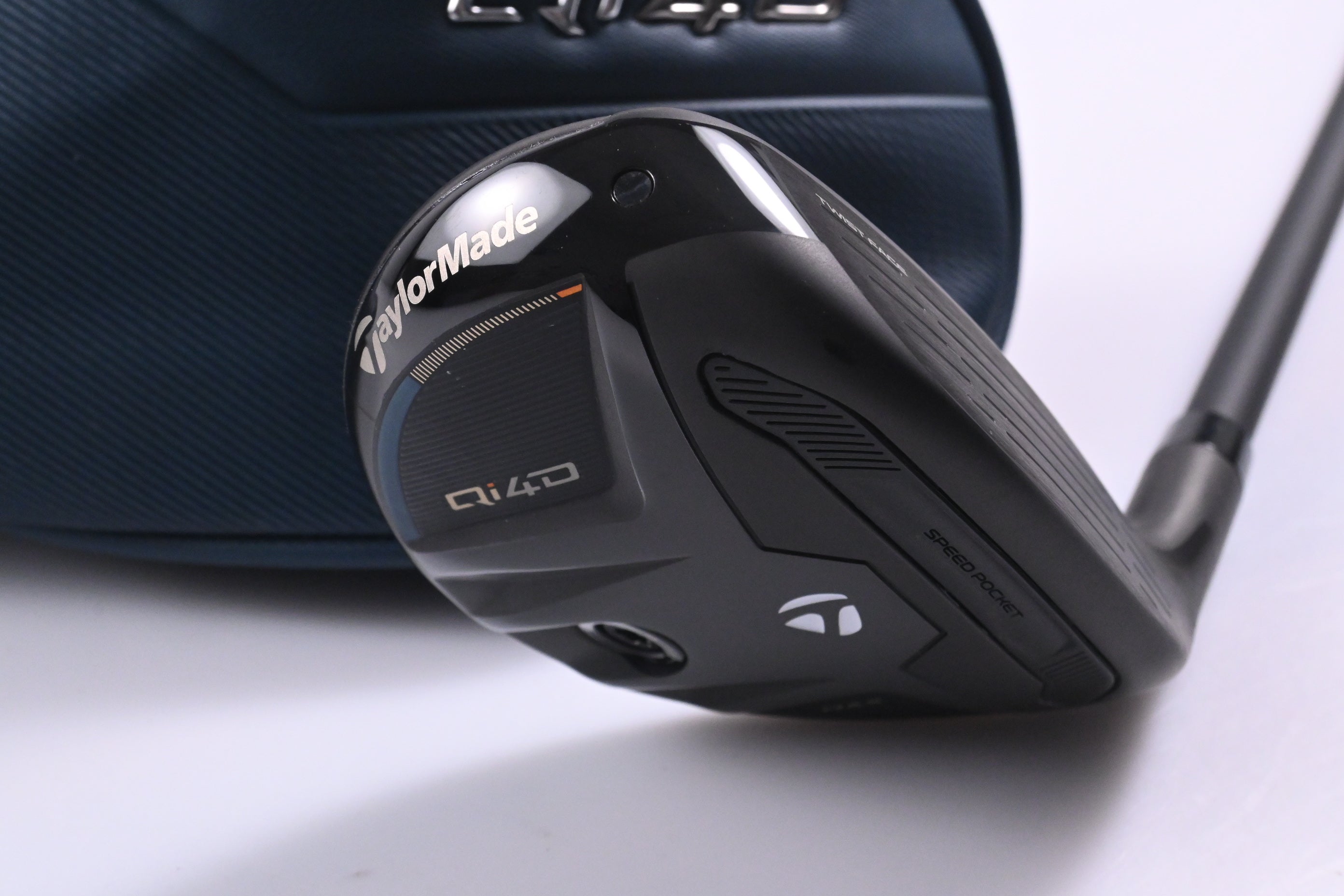 Taylormade Qi4D Max #4 Hybrid / 22 Degree / Regular Flex KBS Reax 50 Shaft