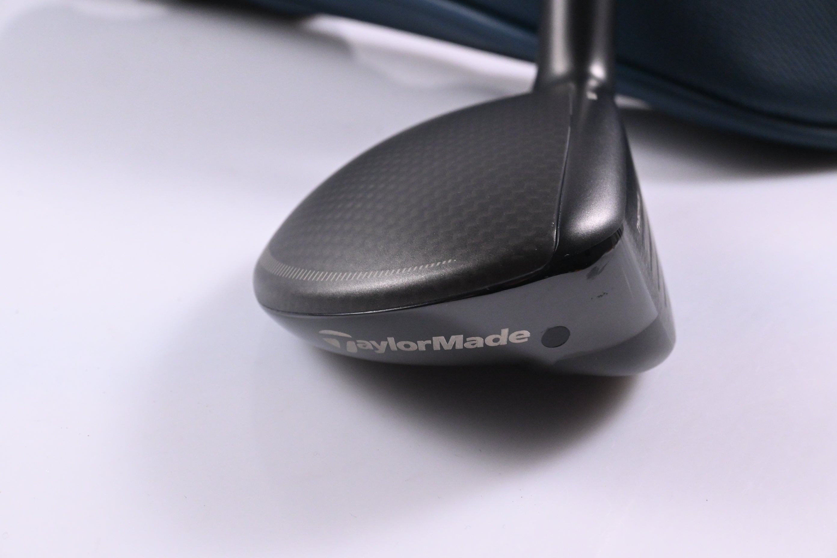 Taylormade Qi4D #3 Hybrid / 19 Degree / Regular Flex KBS Reax 65 Shaft