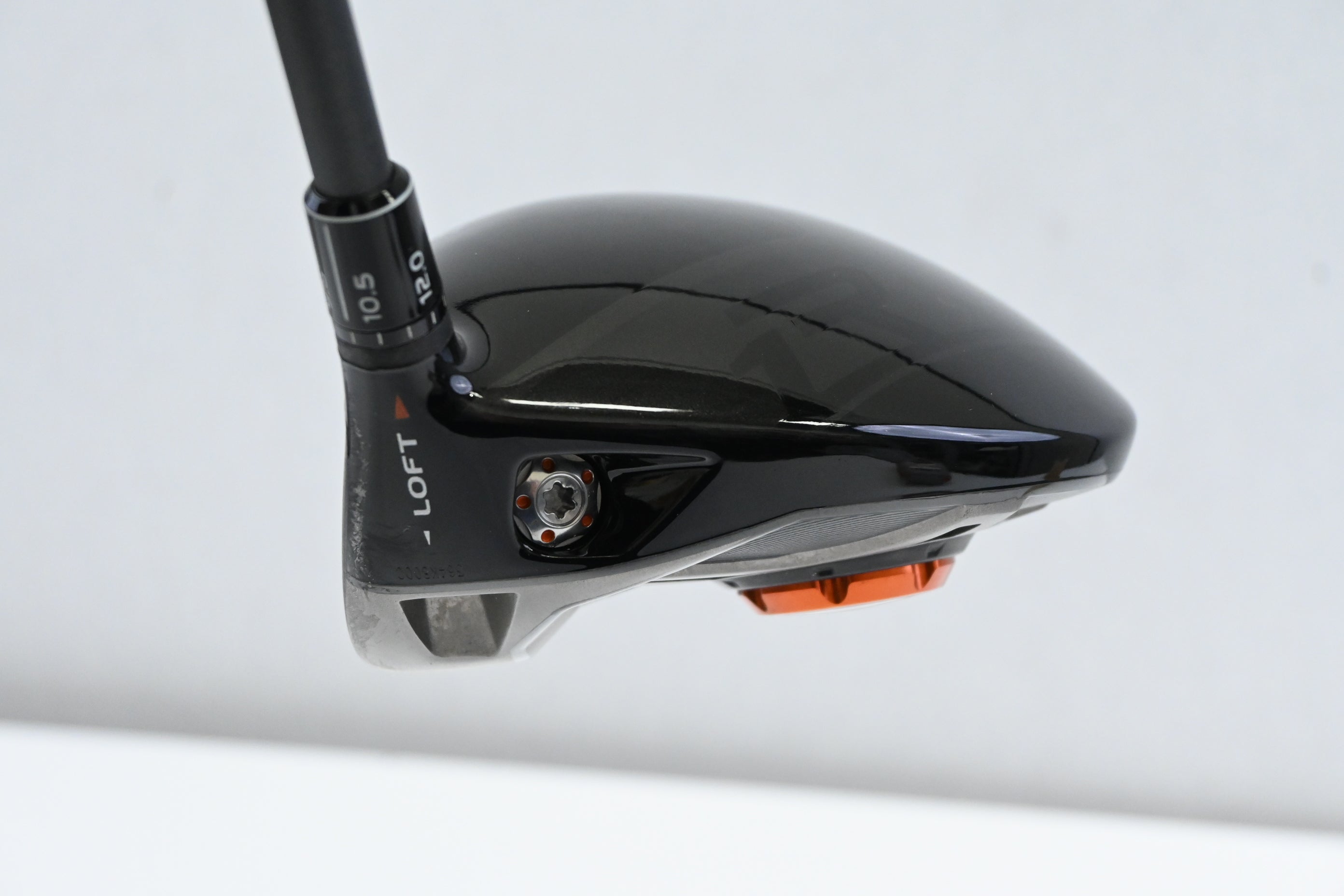 Taylormade R1 Driver / 8-12 Degree / Regular Flex Aldila RIP Phenom 55 Shaft