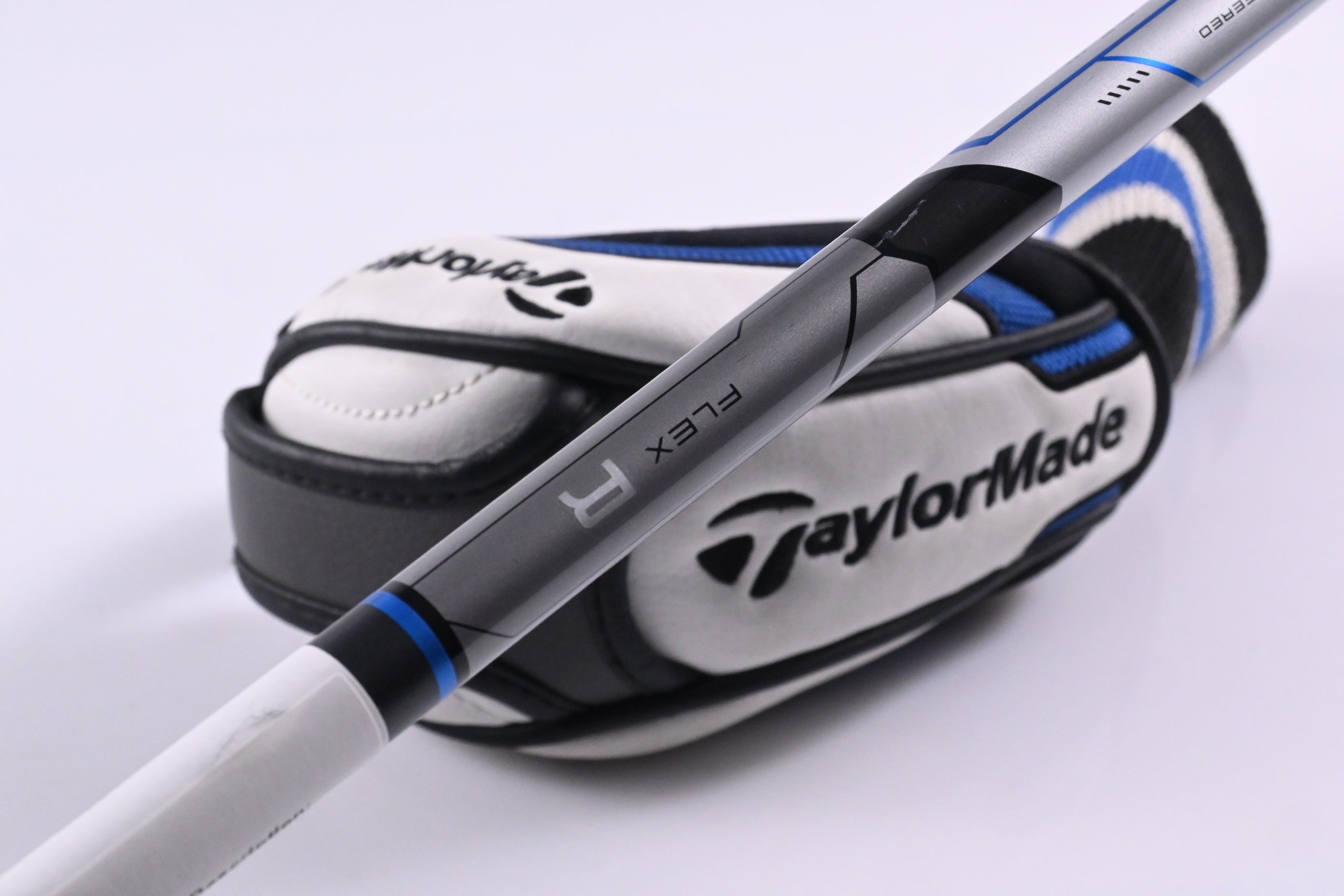 Taylormade SLDR #4 Hybrid / 21 Degree / Regular Flex Fujikura Speeder 82 Shaft