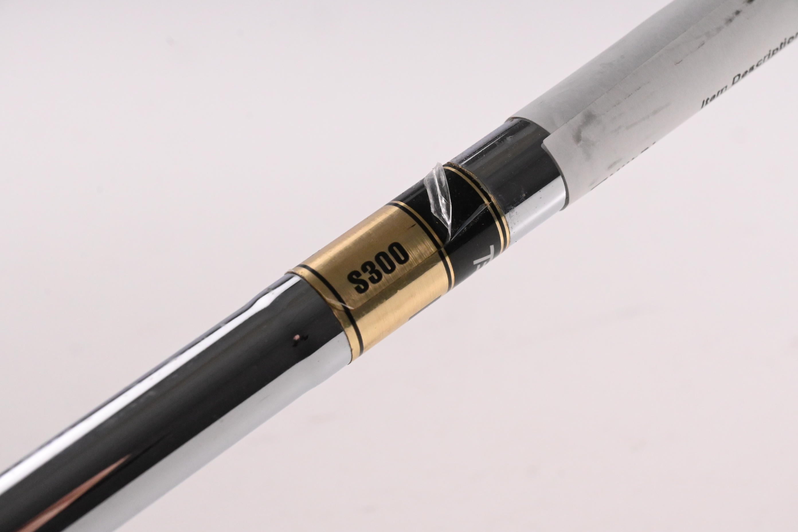 Titleist 585.H #4 Hybrid / 23 Degree / Stiff Flex Dynamic Gold S300 Shaft
