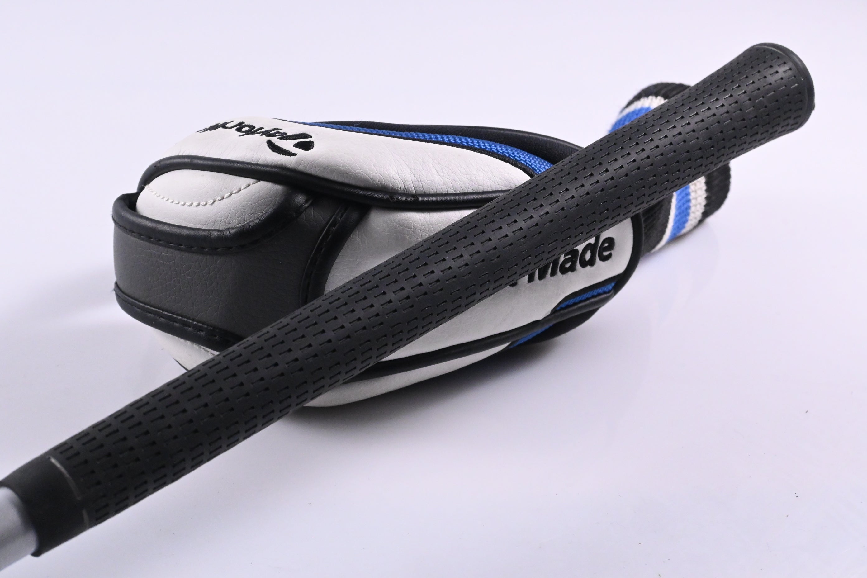 Taylormade SLDR #4 Hybrid / 21 Degree / Regular Flex Fujikura Speeder 82 Shaft