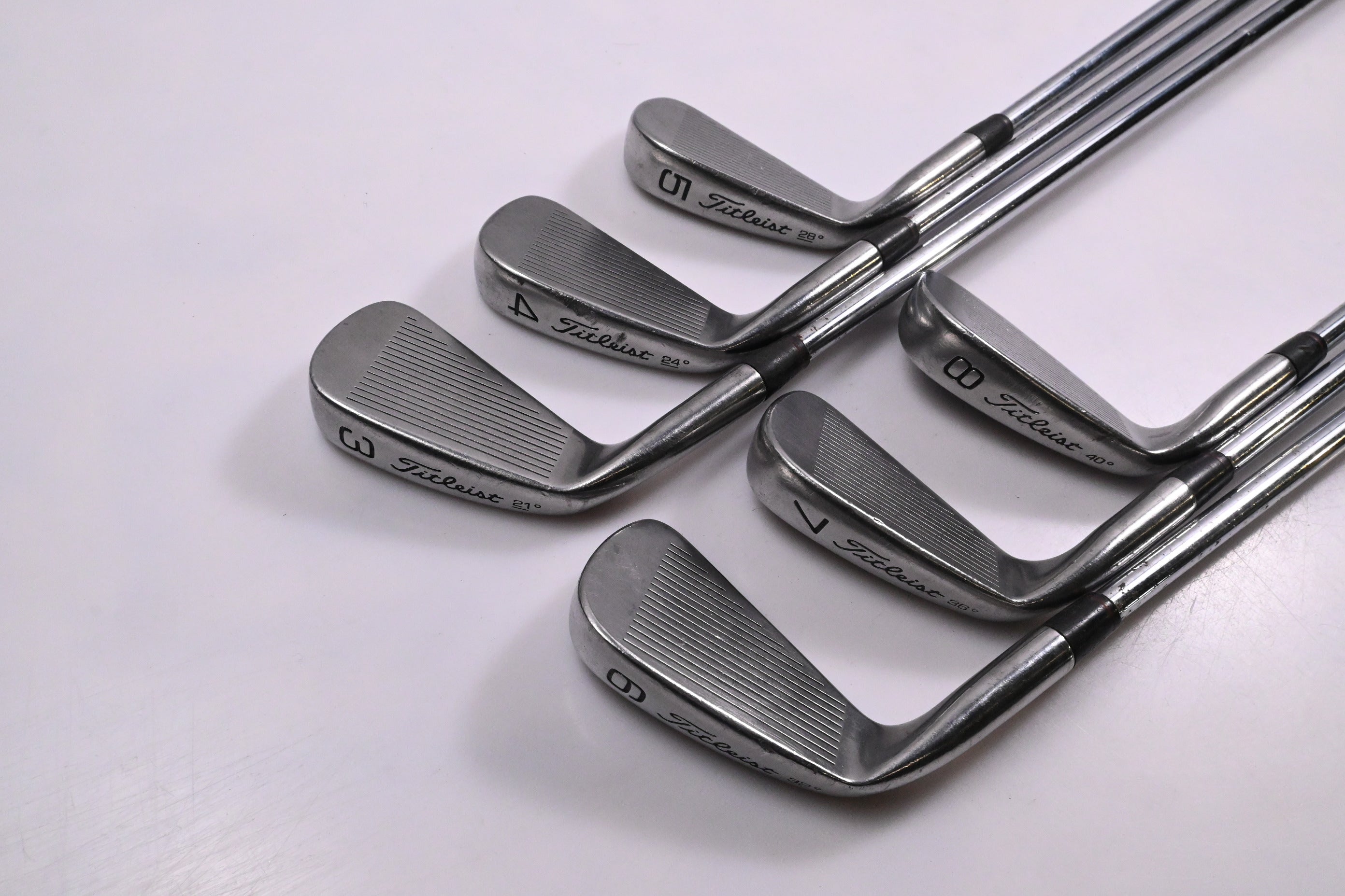 Titleist DCI 962 Irons / 3-8i / Regular Flex Titleist Tri Spec Shafts