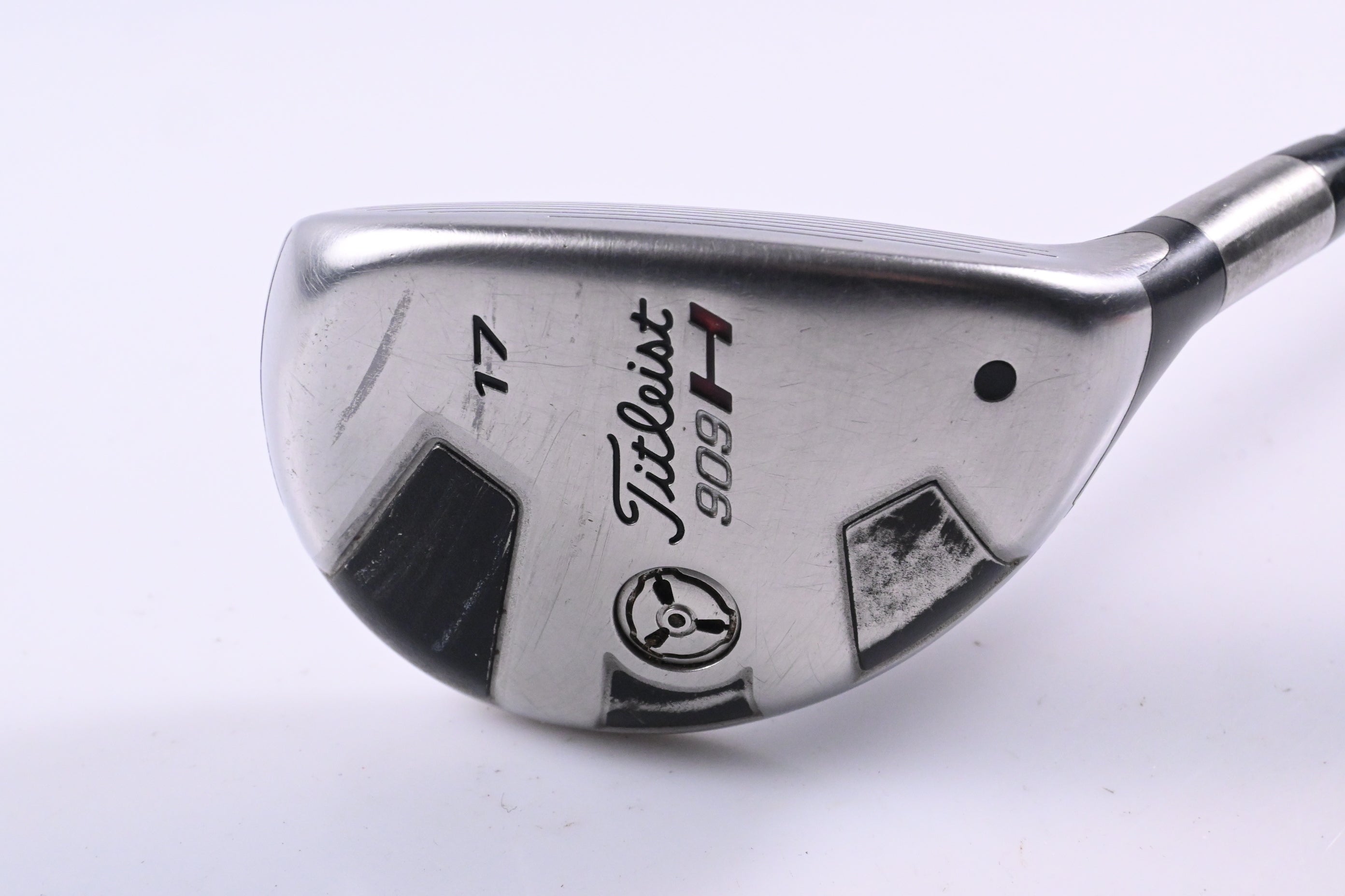 Titleist 909H #2 Hybrid / 17 Degree / Stiff Flex Aldila Voodoo Shaft