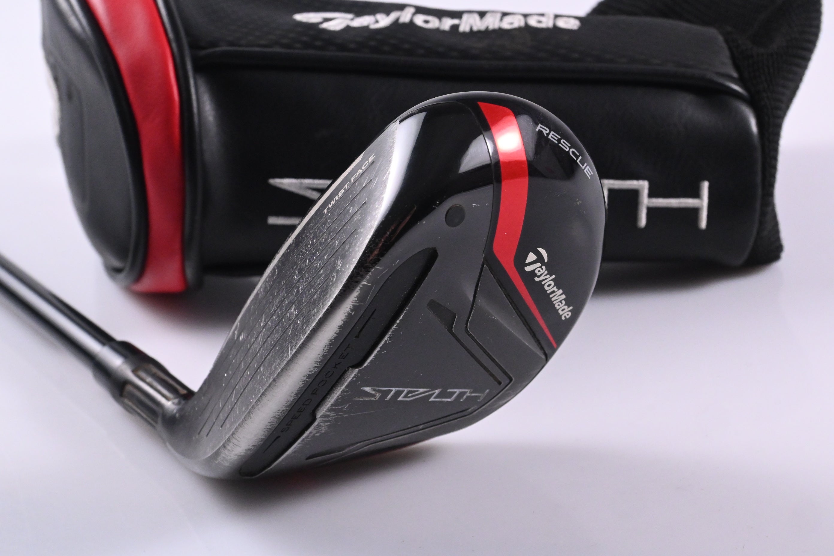 Left Hand Taylormade Stealth #4 Hybrid / 22 Degree / Regular Flex Ventus Red 6