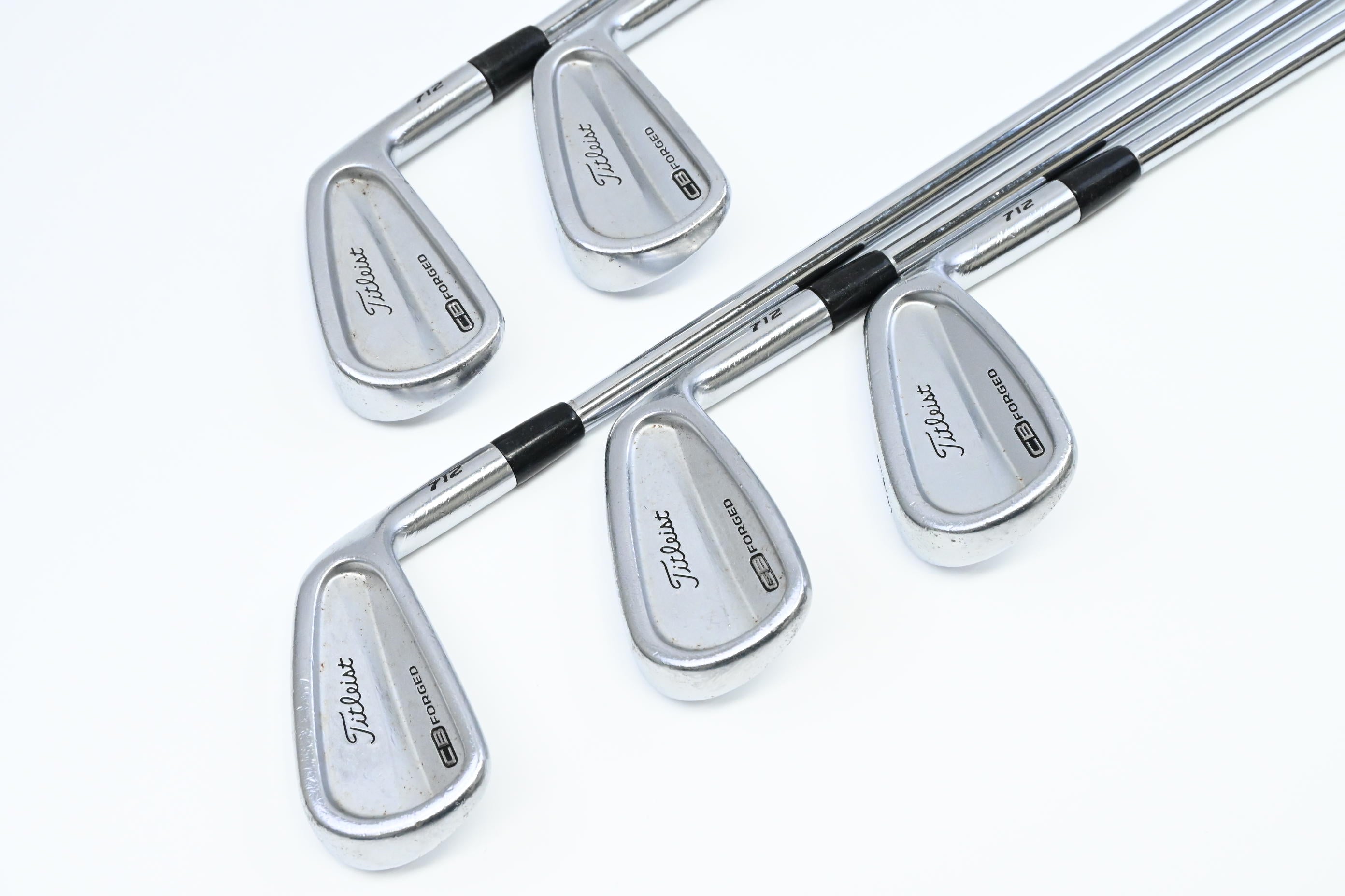 Titleist 712 CB Irons / 5-9 / Regular Flex Dynamic Gold R300 Shafts