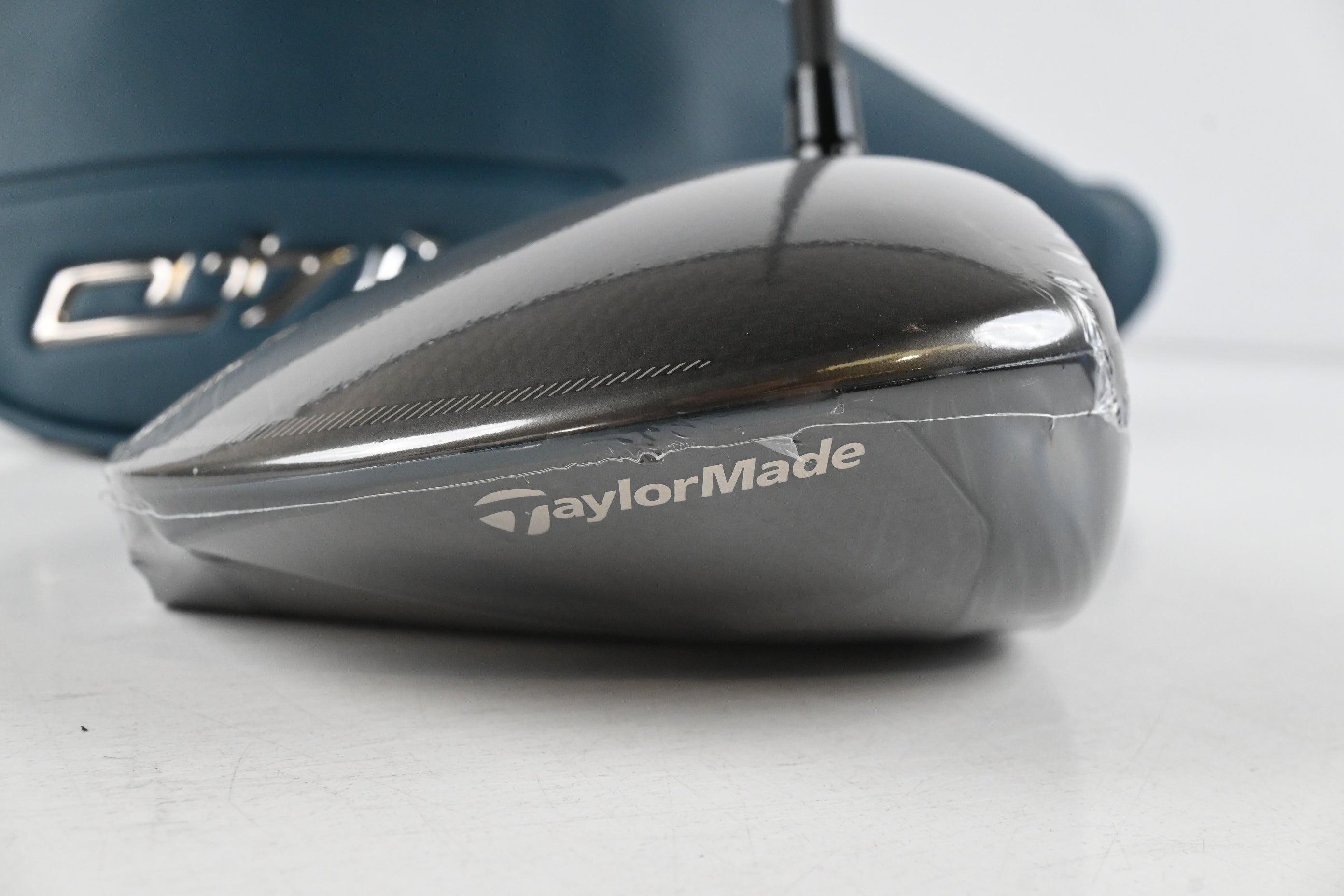 Taylormade Qi4D Max Driver / 9 Degree / Stiff Flex Reax Blue 50 Shaft