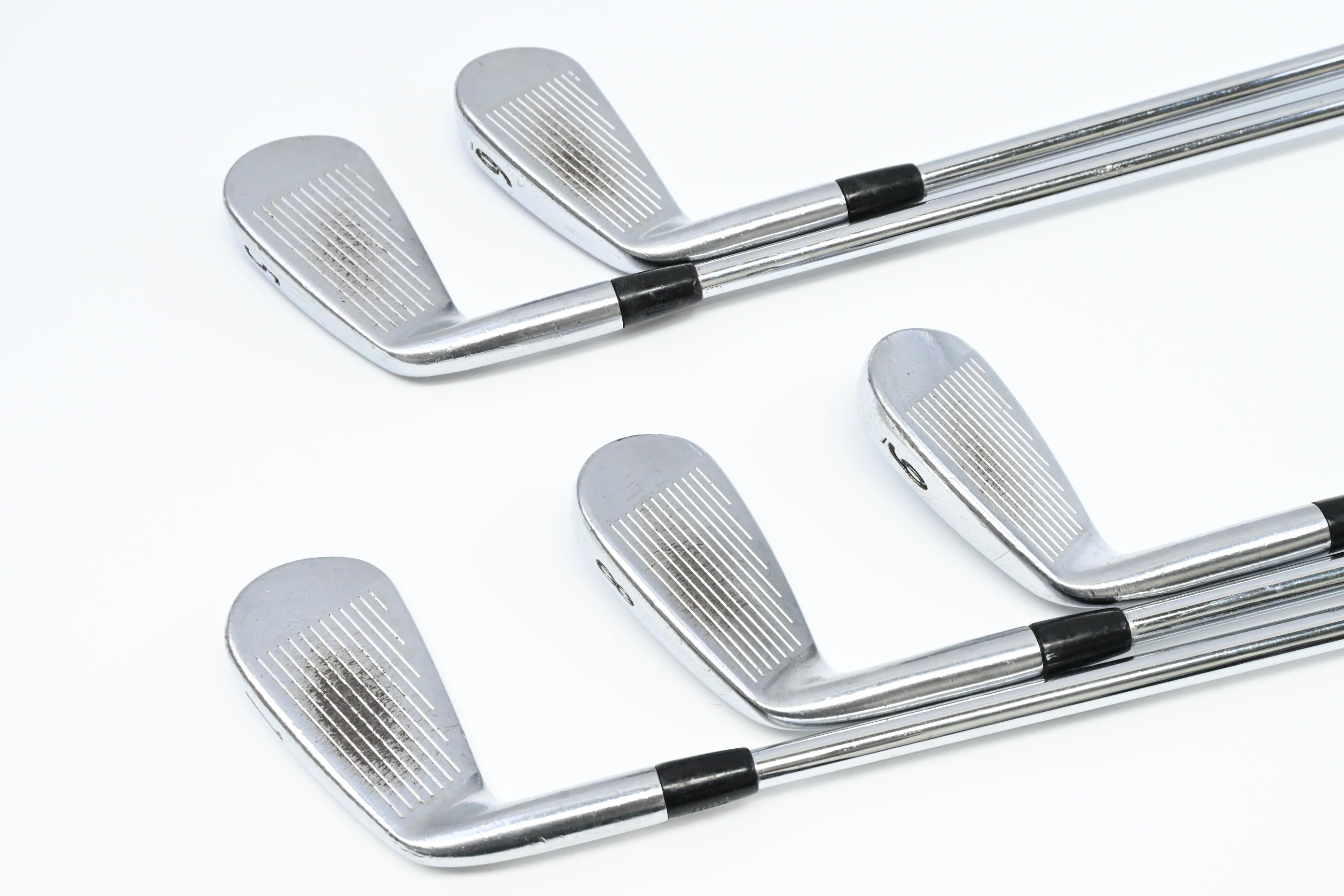 Titleist 712 CB Irons / 5-9 / Regular Flex Dynamic Gold R300 Shafts