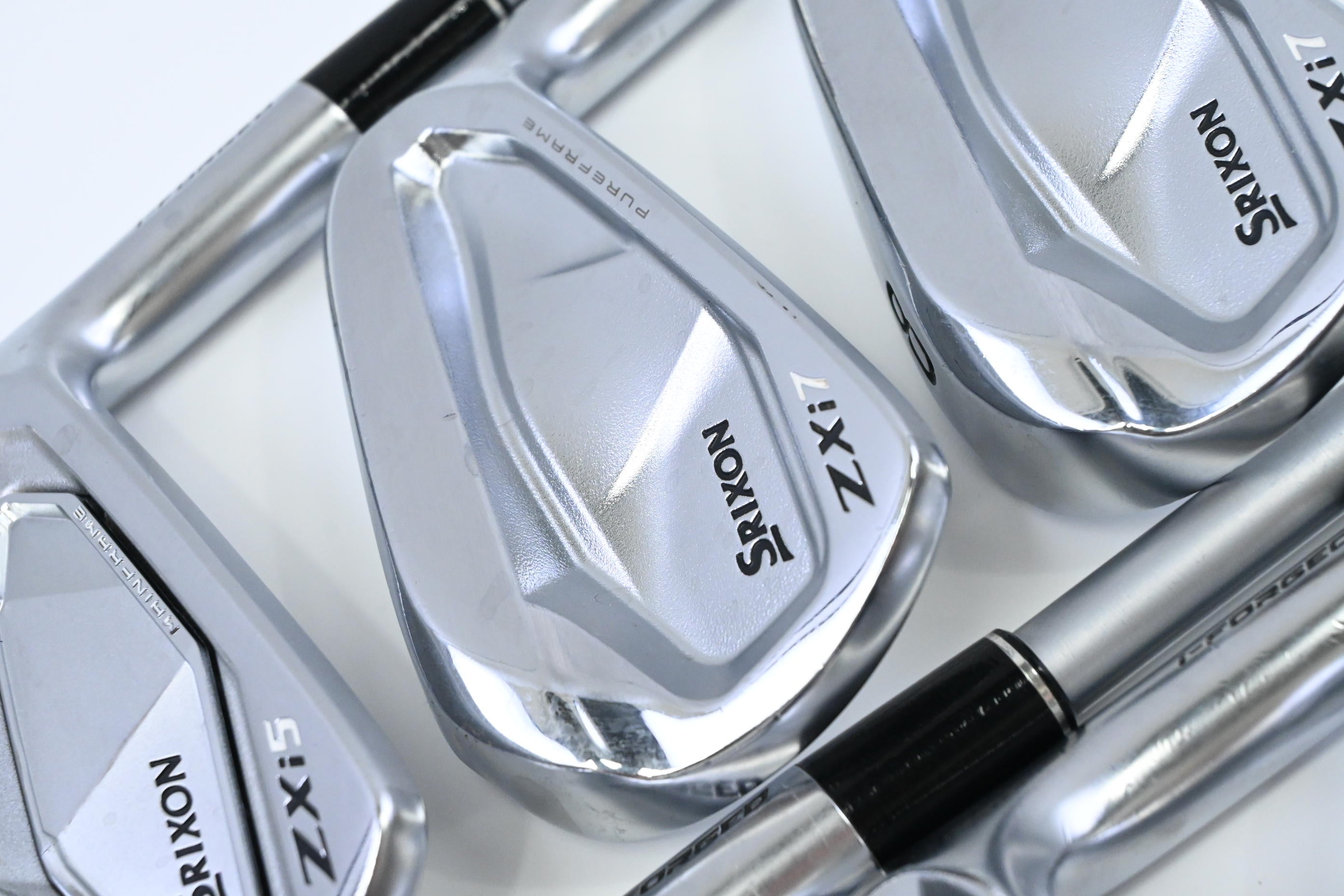 Srixon ZXi5/ZXi7 Combo Irons / 6-PW+GW / Regular Flex Project X IO 105 Shafts