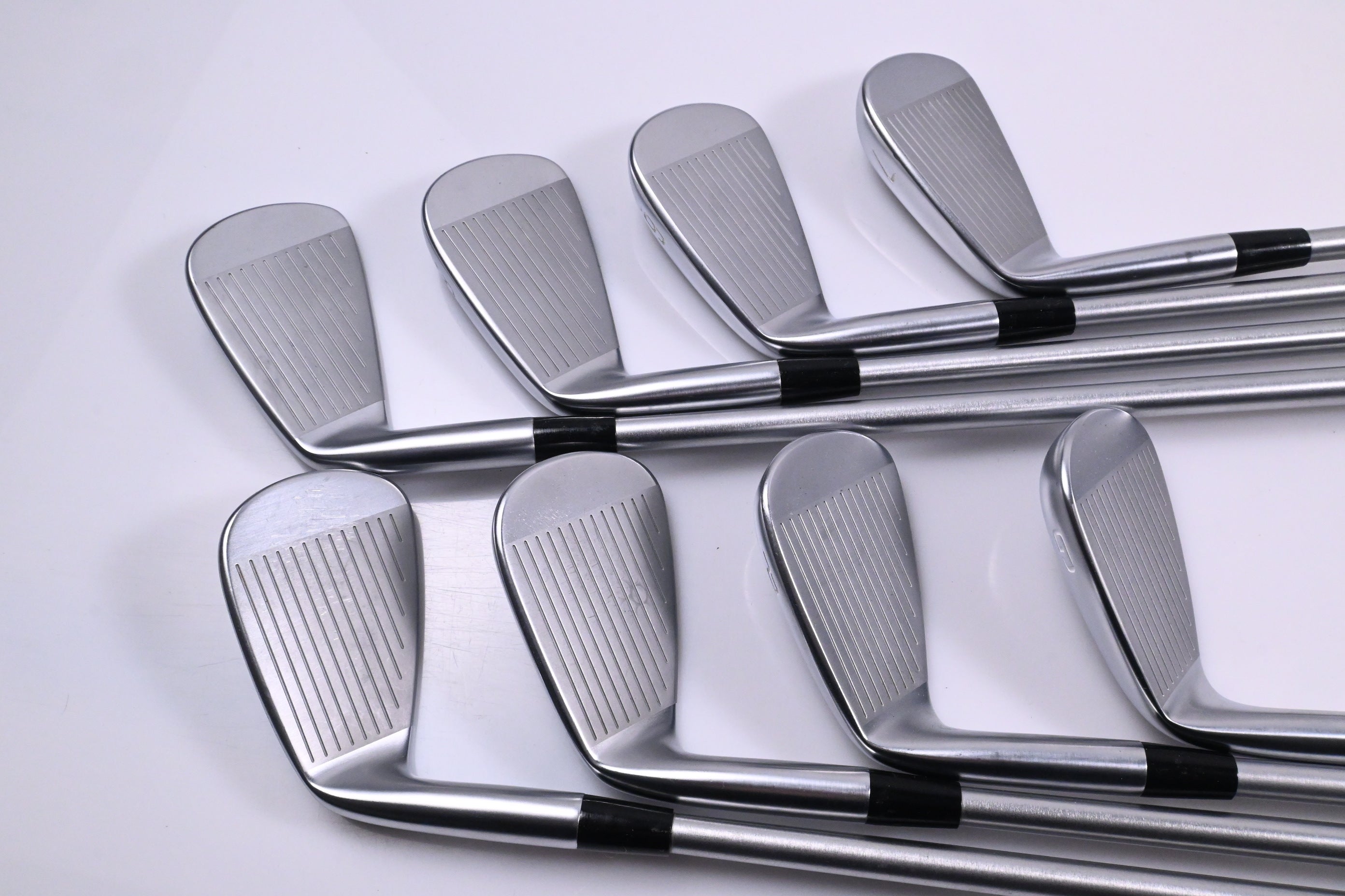 Mizuno JPX 923 Tour Irons / 4-PW+GW / X-Flex KBS Tour C-Taper Lite 115 Shafts