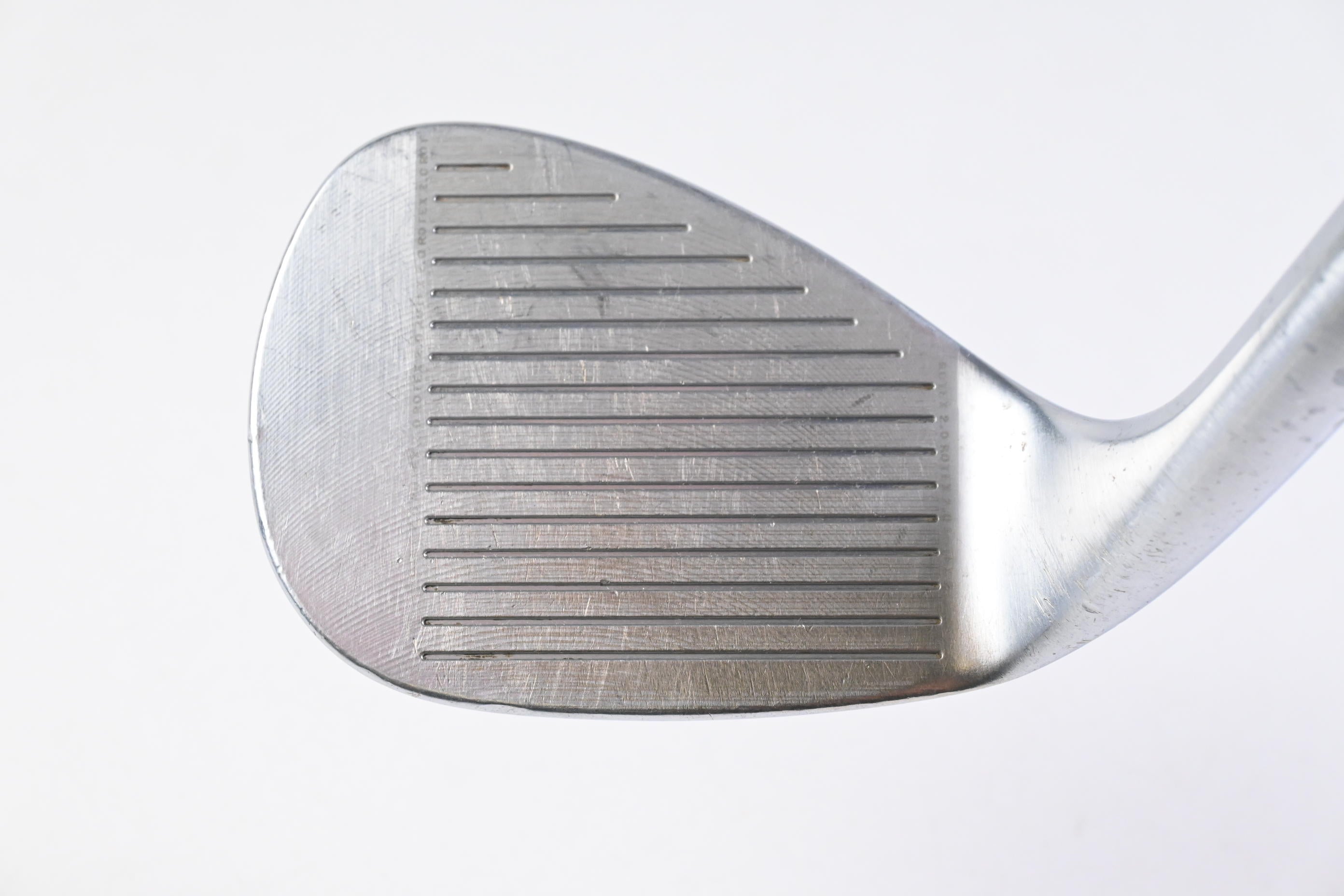 Cleveland 588 RTX Sand Wedge / 56 Degree / Wedge Flex Dynamic Gold Shaft