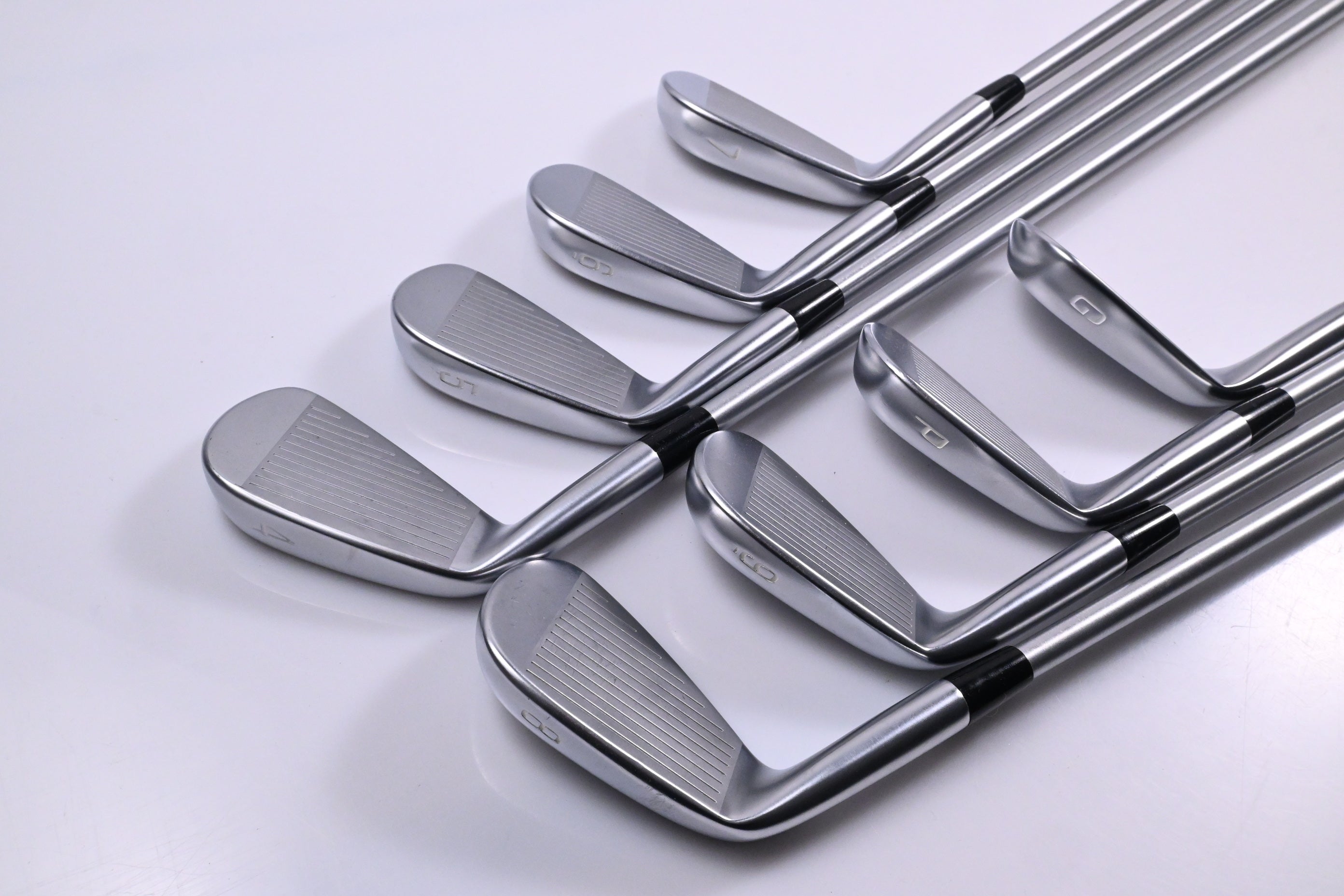 Mizuno JPX 923 Tour Irons / 4-PW+GW / X-Flex KBS Tour C-Taper Lite 115 Shafts