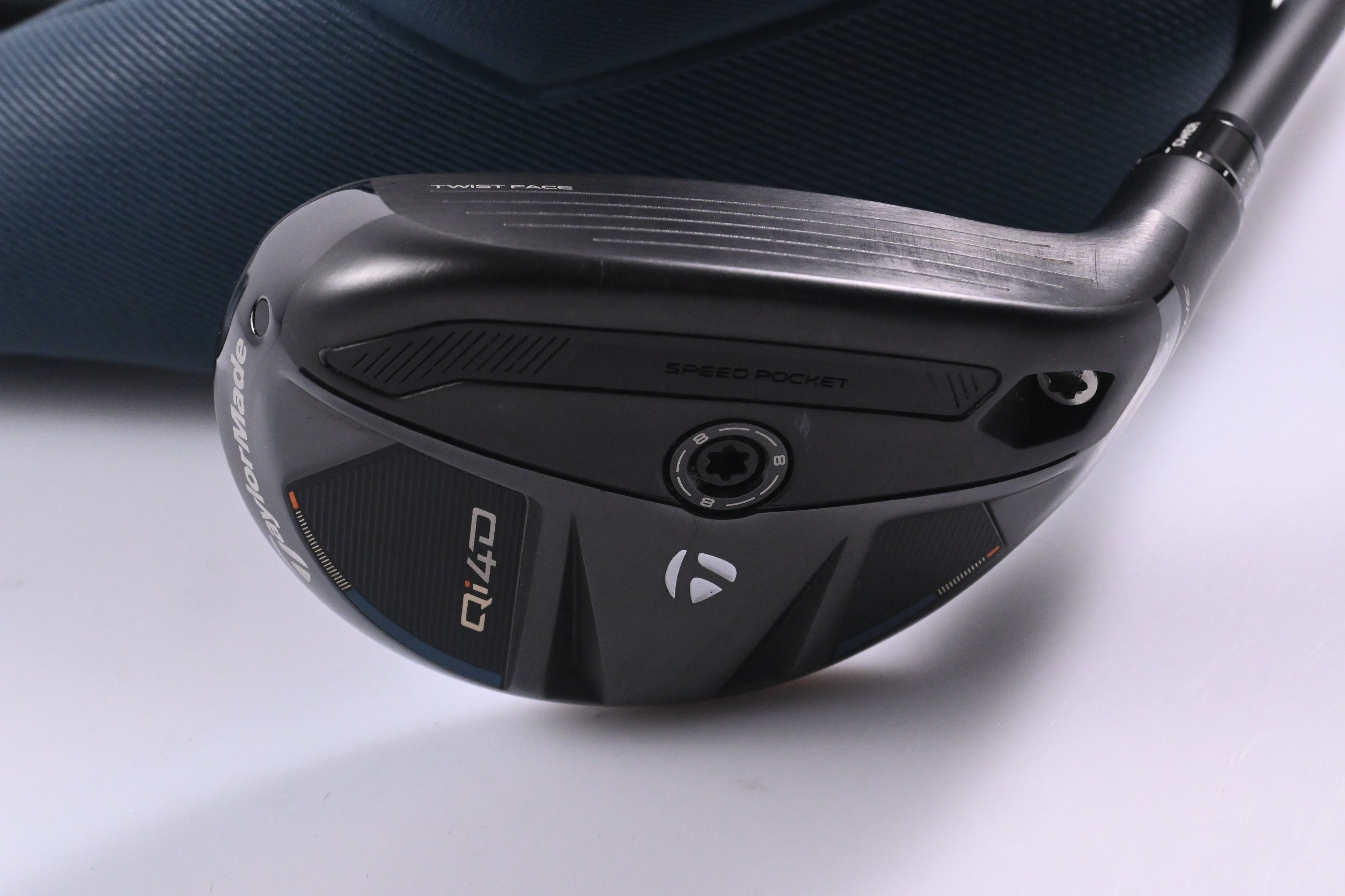 Taylormade Qi4D #2 Hybrid / 17 Degree / Regular Flex KBS Reax 65 Shaft