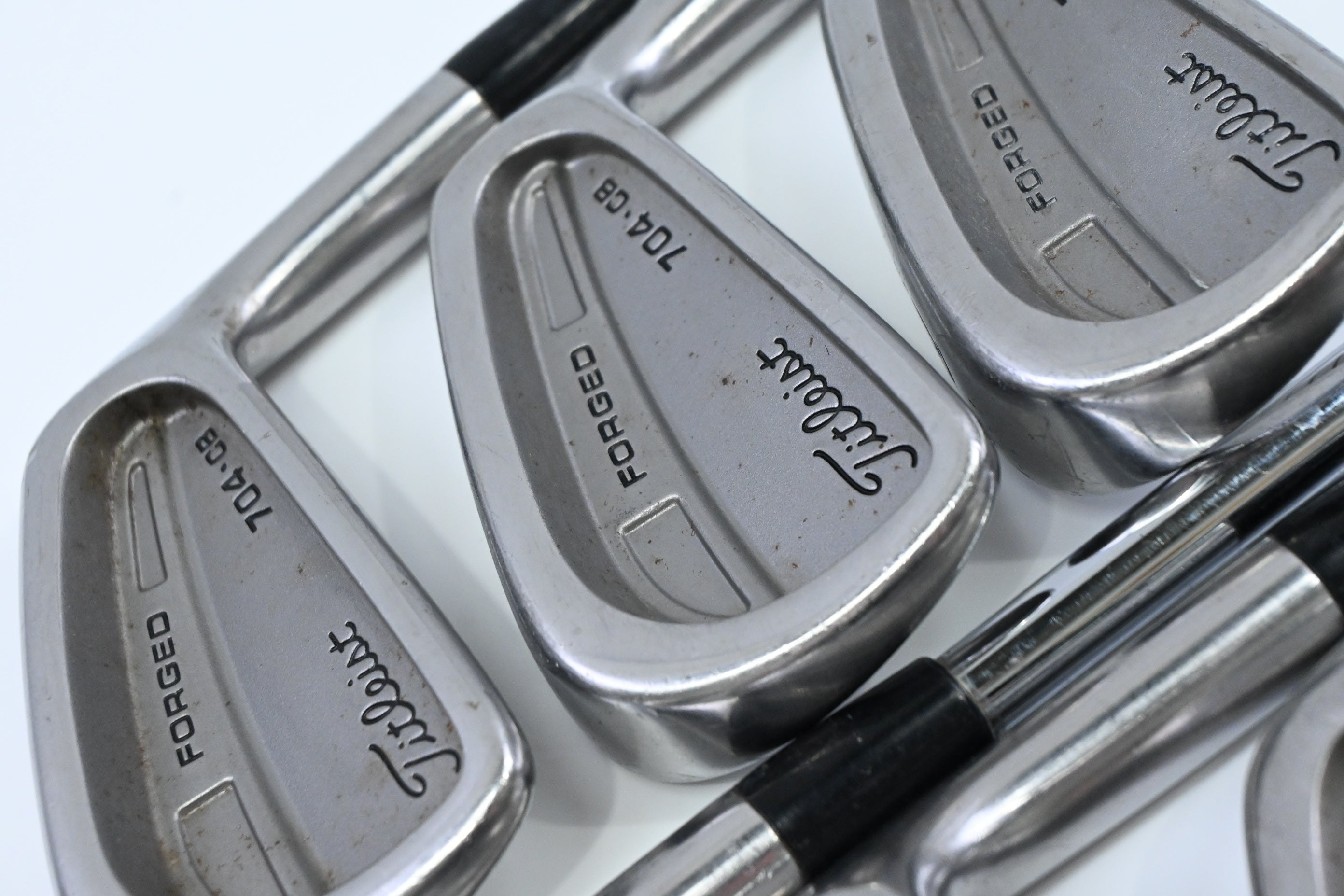 Titleist 704.CB Irons / 4-PW / Stiff Flex Dynamic Gold Shafts