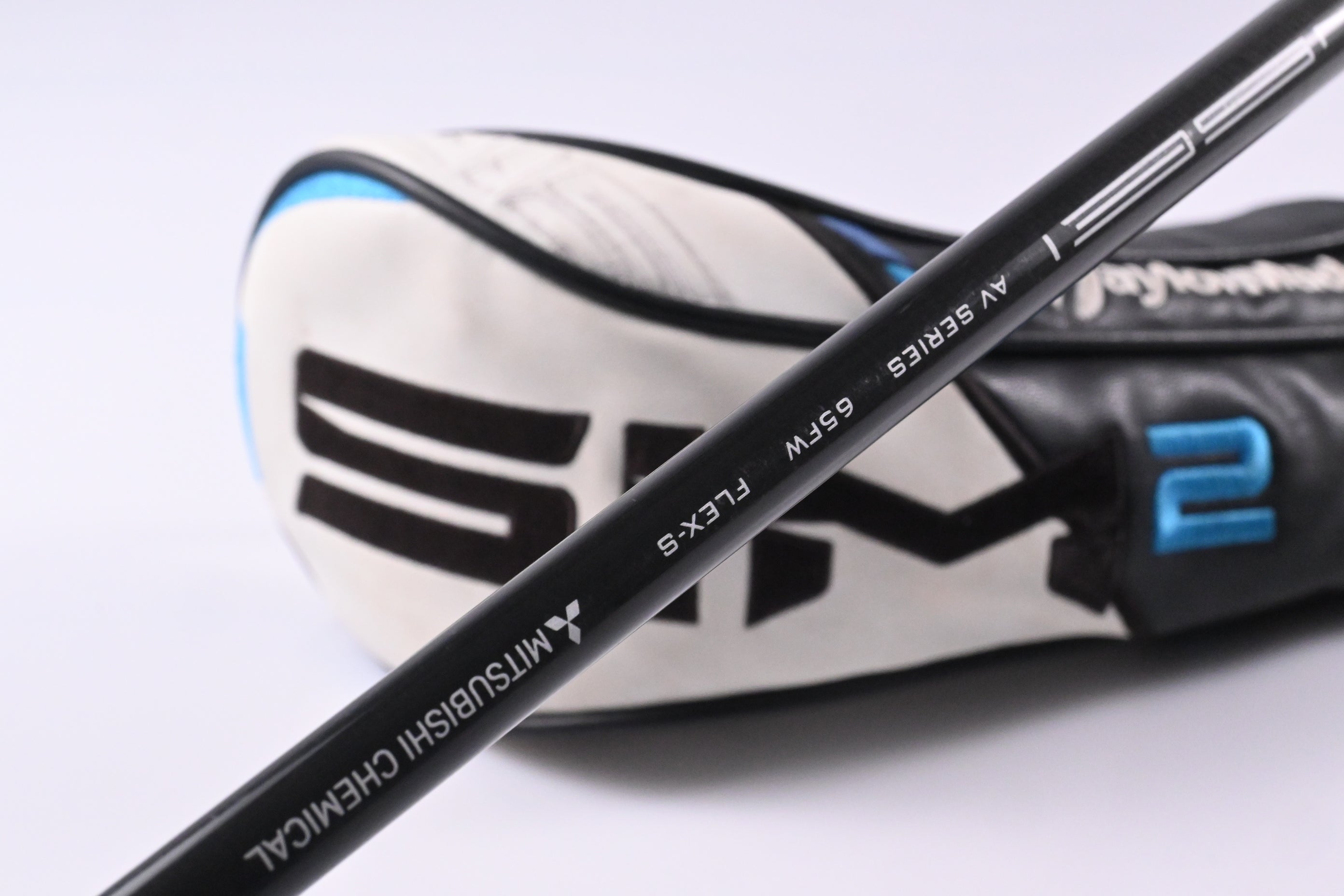 Left Hand Taylormade SIM2 Max #5 Wood / 18 Degree / Stiff Flex Tensei AV RAW