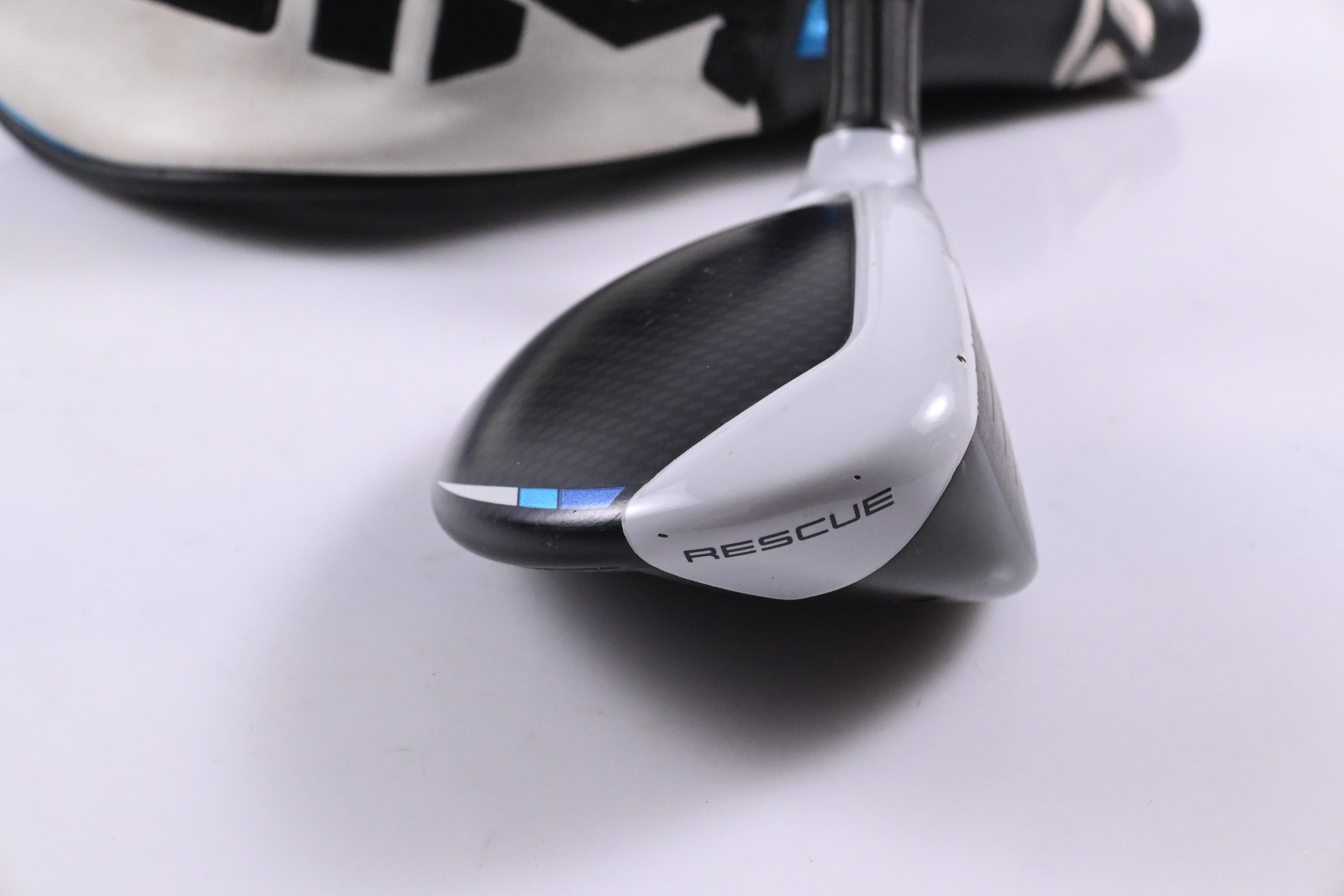 Taylormade SIM2 Max #3 Hybrid / 19 Degree / Regular Flex Ventus Blue 6 Shaft
