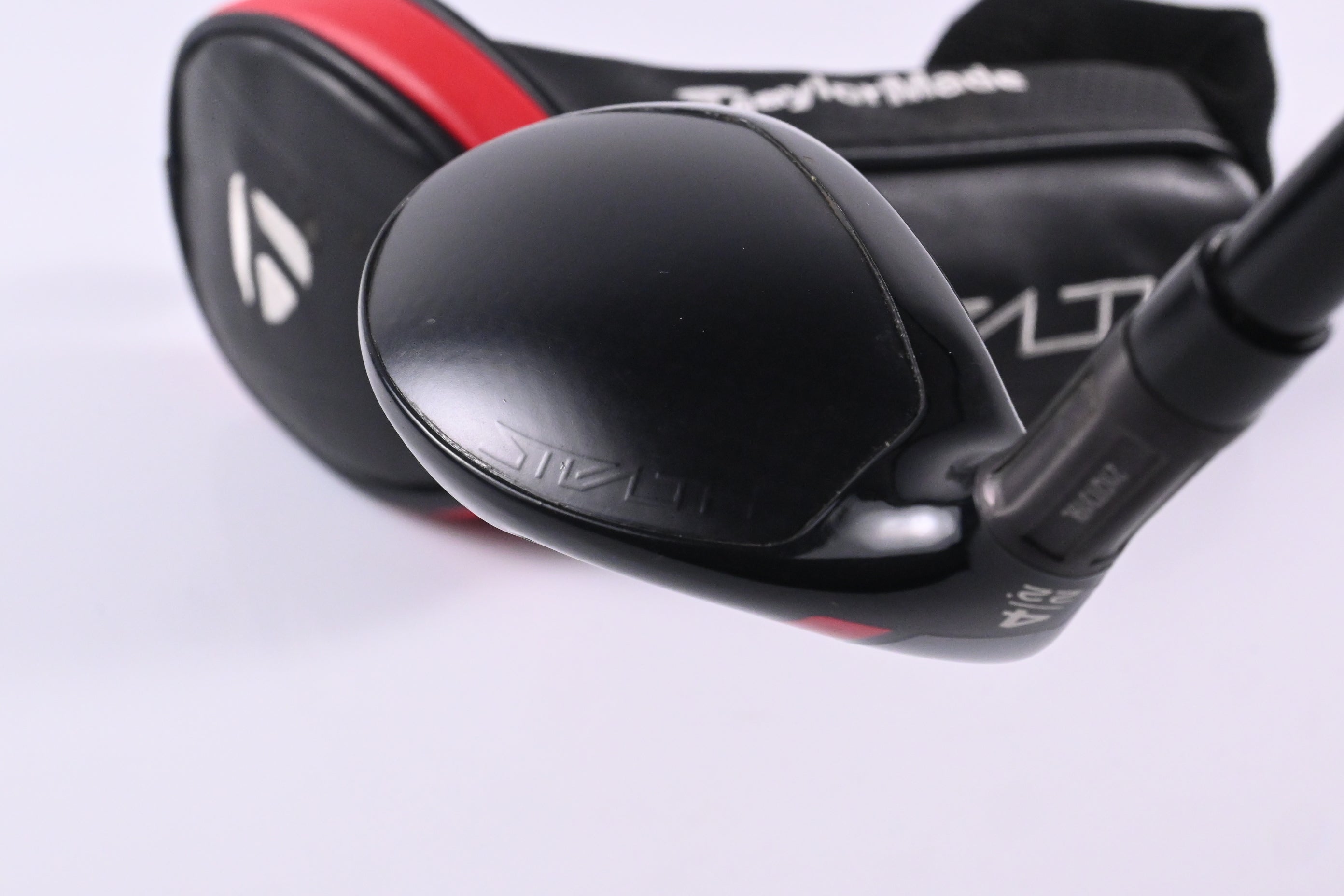 Left Hand Taylormade Stealth #4 Hybrid / 22 Degree / Regular Flex Ventus Red 6