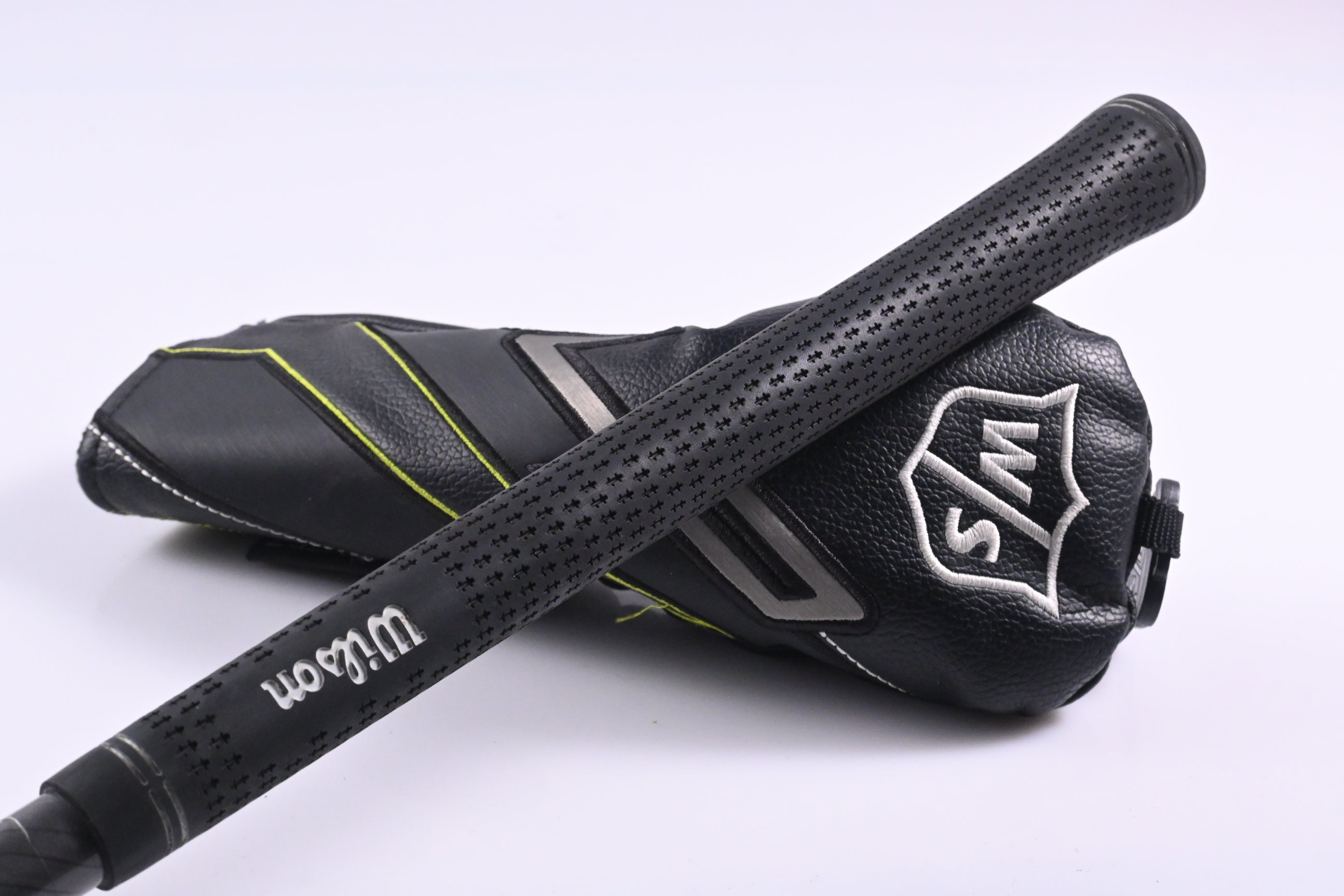 Wilson Launch Pad 2022 #4 Hybrid / 22.5 Degree / Regular Flex EvenFlow 65 Shaft