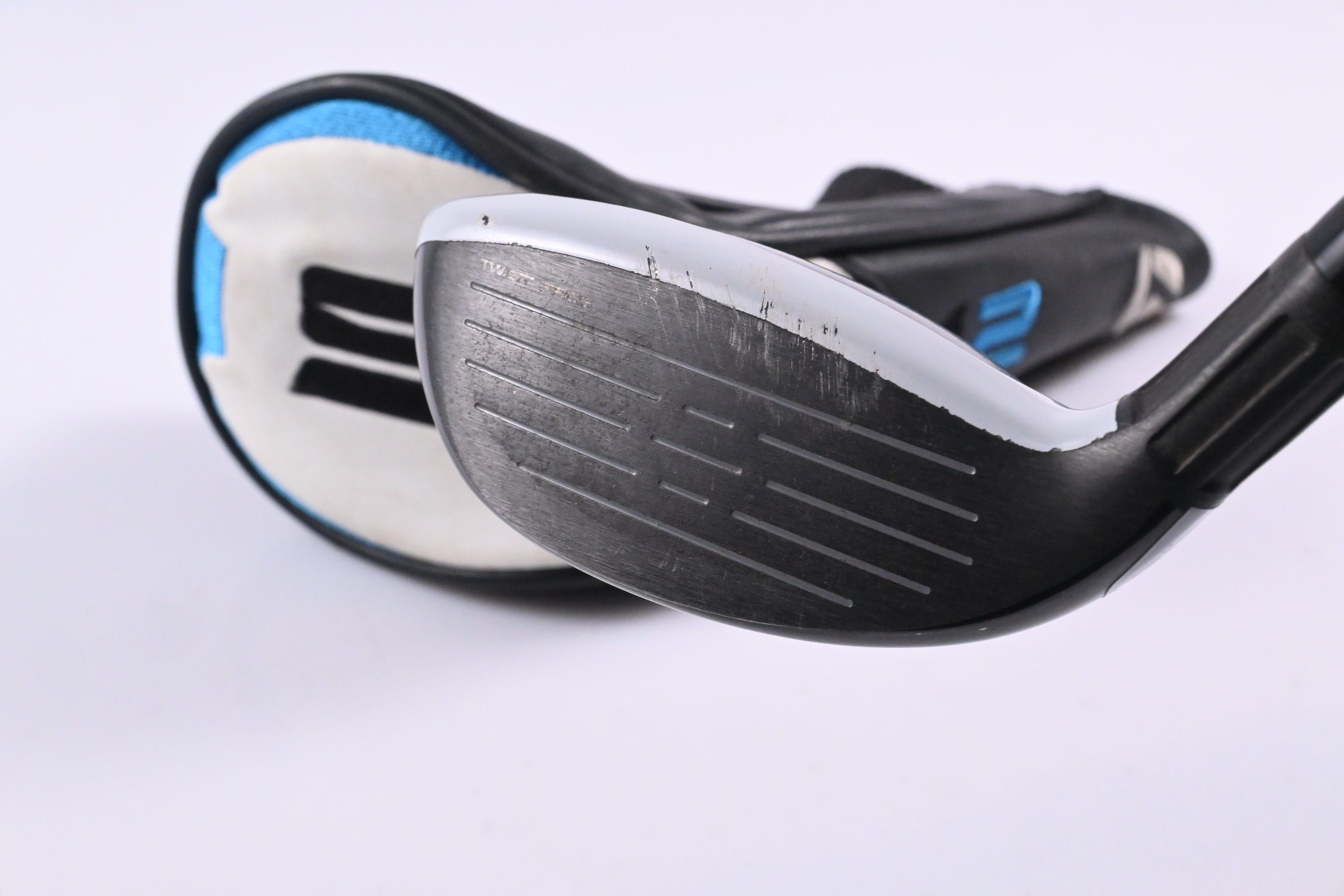 Taylormade SIM2 Max #3 Hybrid / 19 Degree / Regular Flex Ventus Blue 6 Shaft