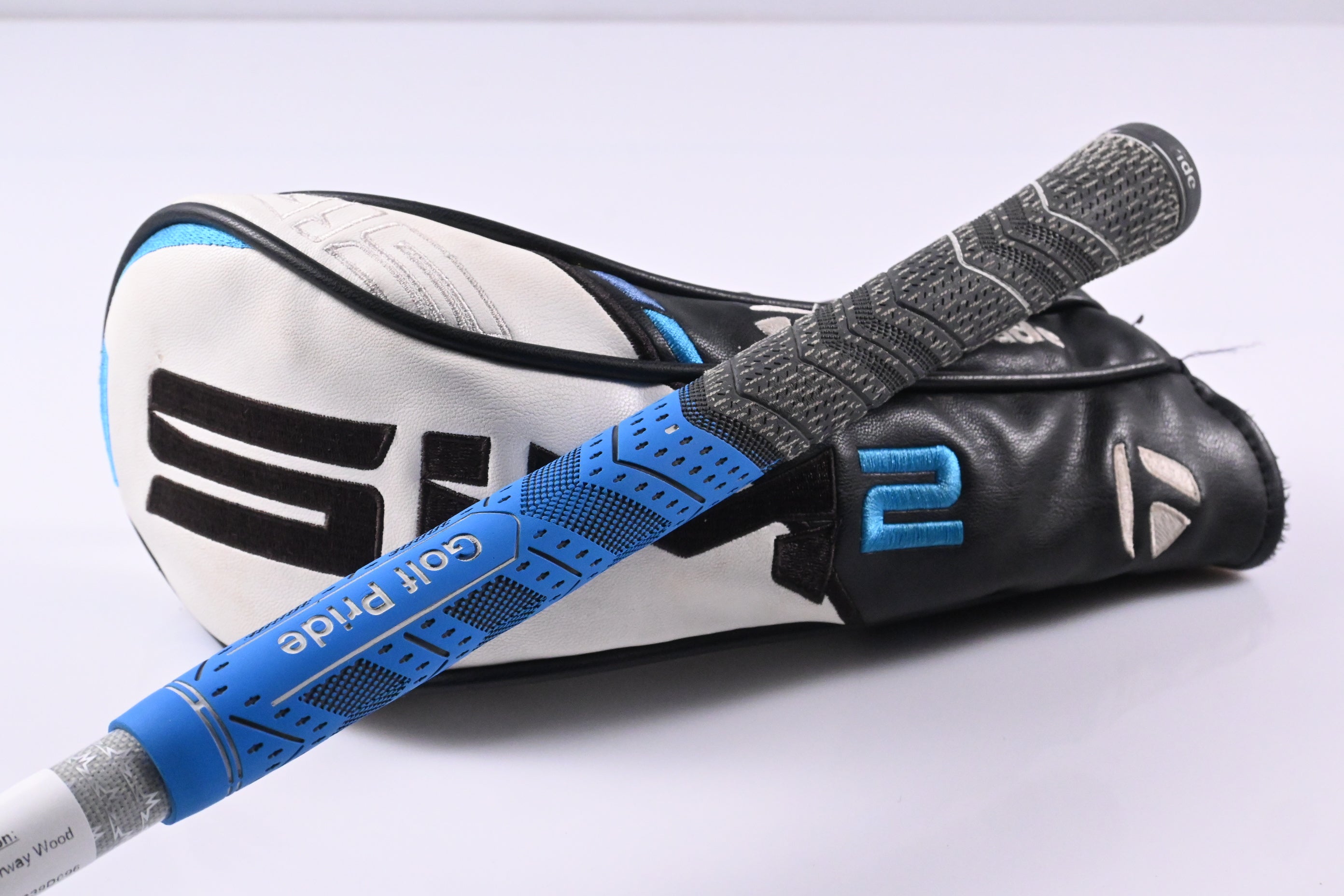 Left Hand Taylormade SIM2 Max #5 Wood / 18 Degree / Stiff Flex Tensei AV RAW