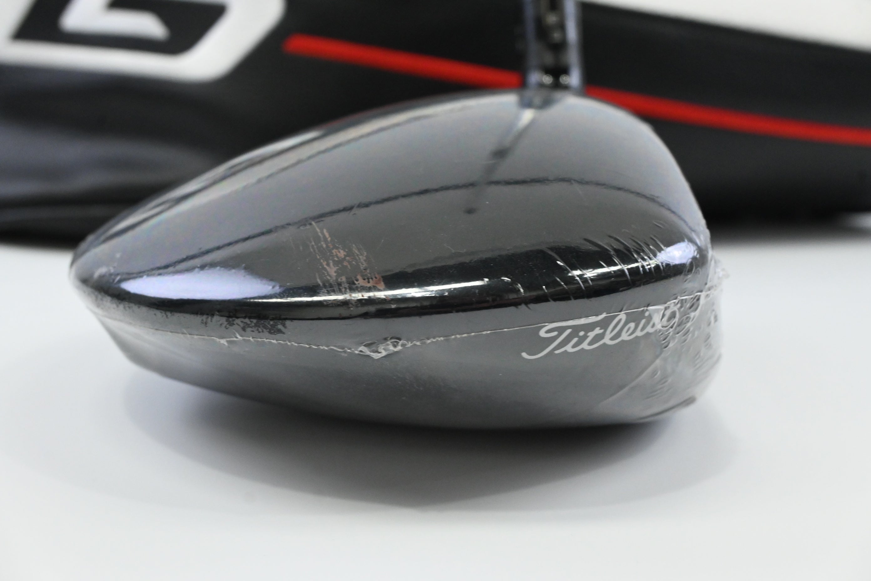 Titleist GT1 Driver / 12 Degree / Regular Flex Fujikura AirSpeeder 40 Shaft