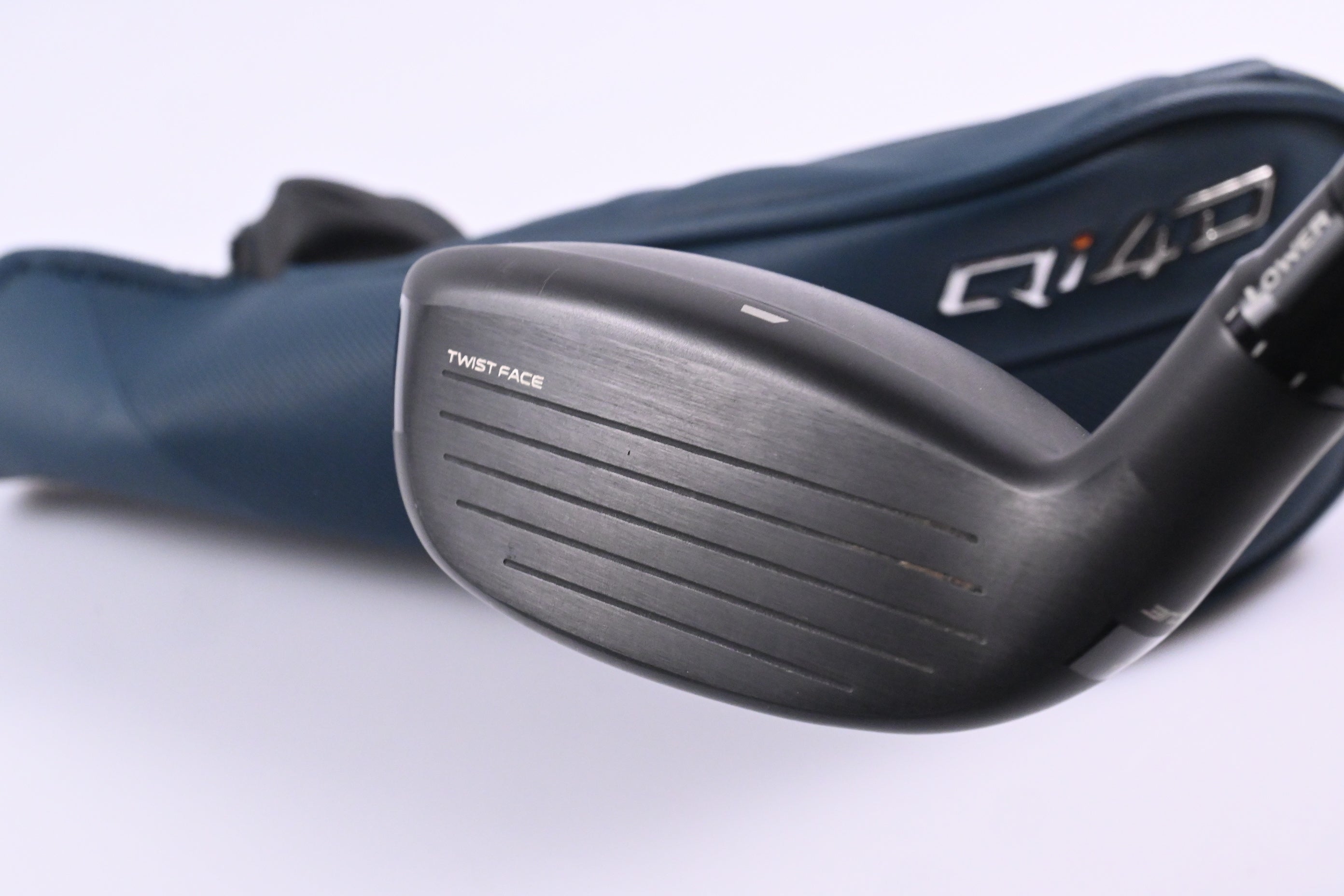Taylormade Qi4D #2 Hybrid / 17 Degree / Regular Flex KBS Reax 65 Shaft