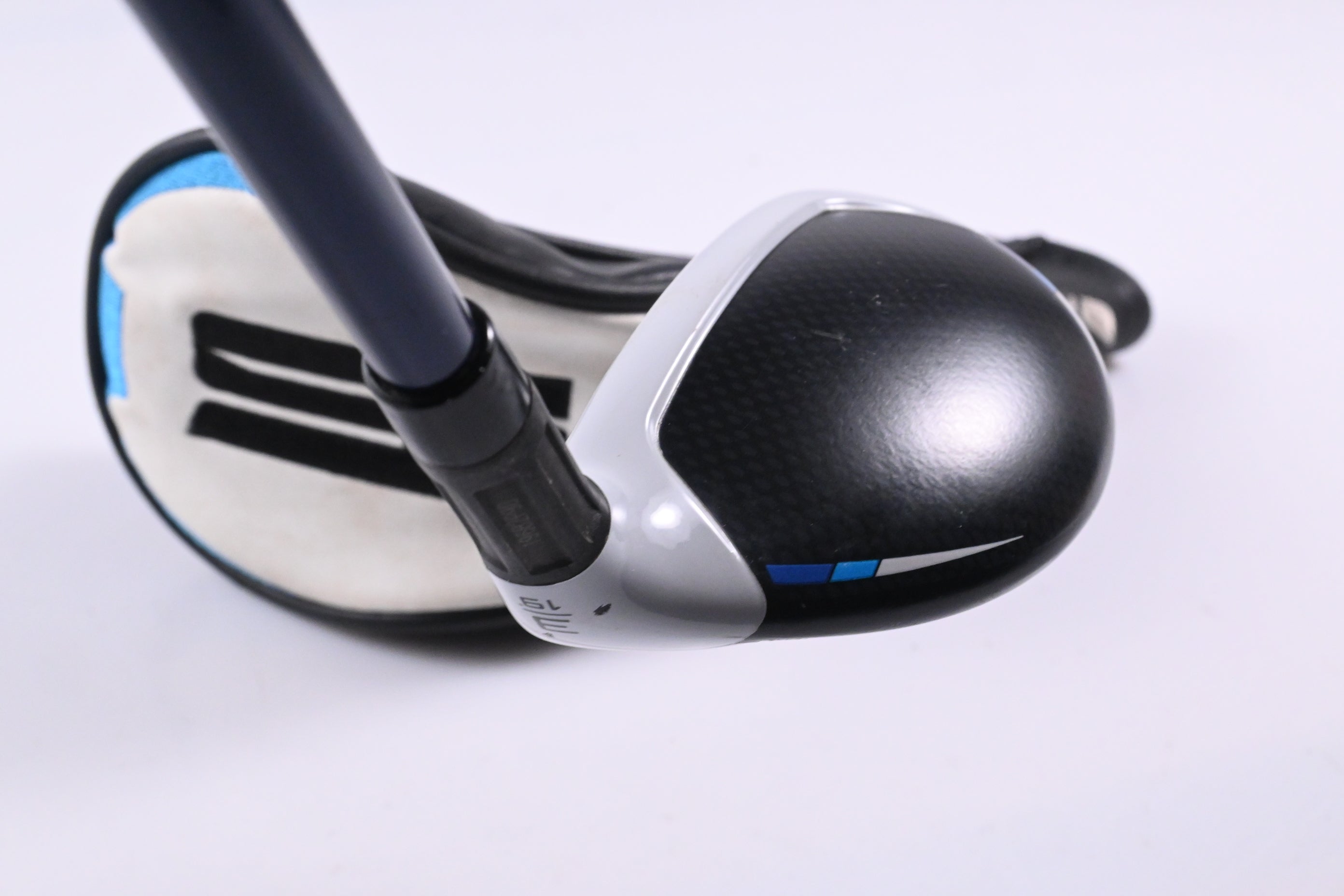 Taylormade SIM2 Max #3 Hybrid / 19 Degree / Regular Flex Ventus Blue 6 Shaft