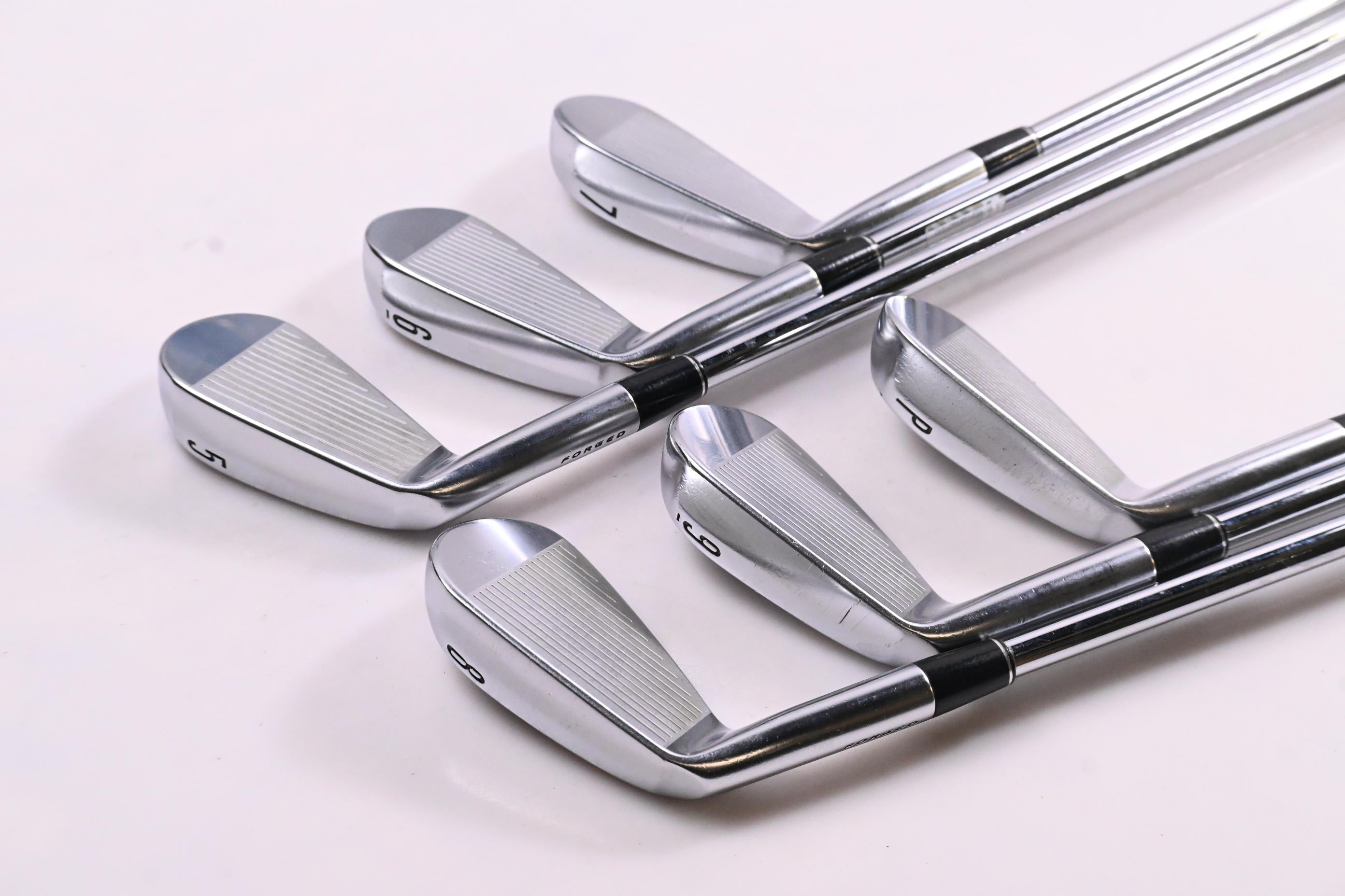 Srixon ZX5 Irons / 5-PW / Regular Flex N.S.Pro Modus3 Tour105 Shafts
