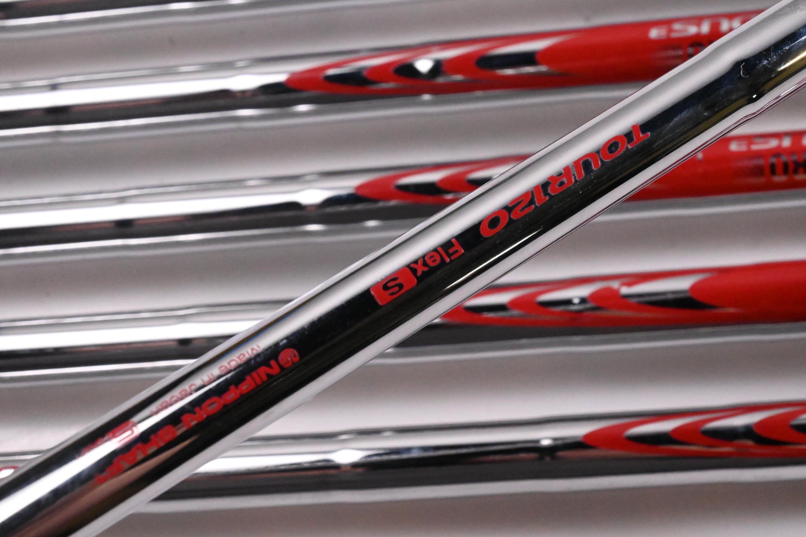 Titleist T150 / T200 Combo Irons / 5-PW / Stiff Flex NS Pro Modus 3 Tour 120