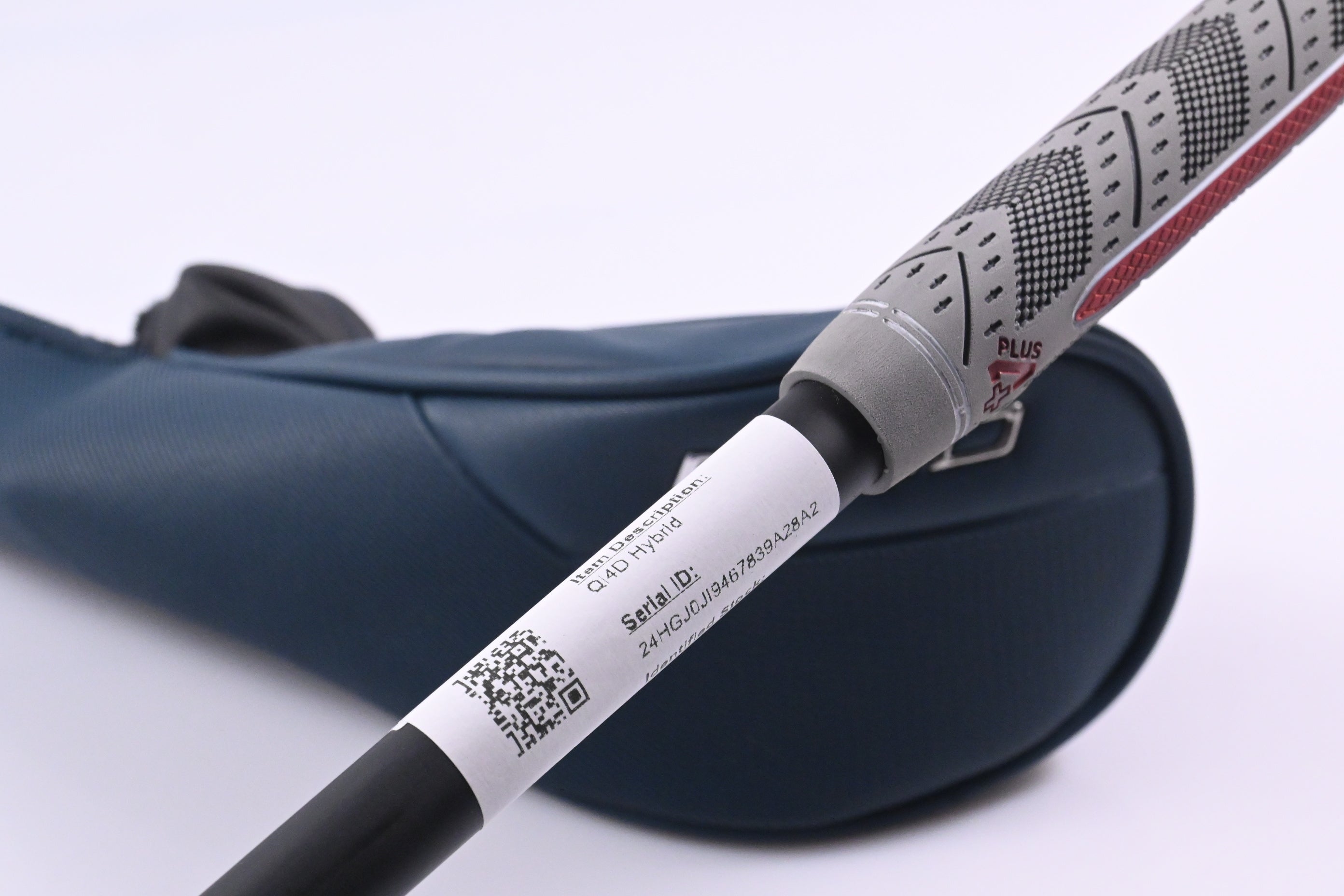 Taylormade Qi4D #2 Hybrid / 17 Degree / Regular Flex KBS Reax 65 Shaft